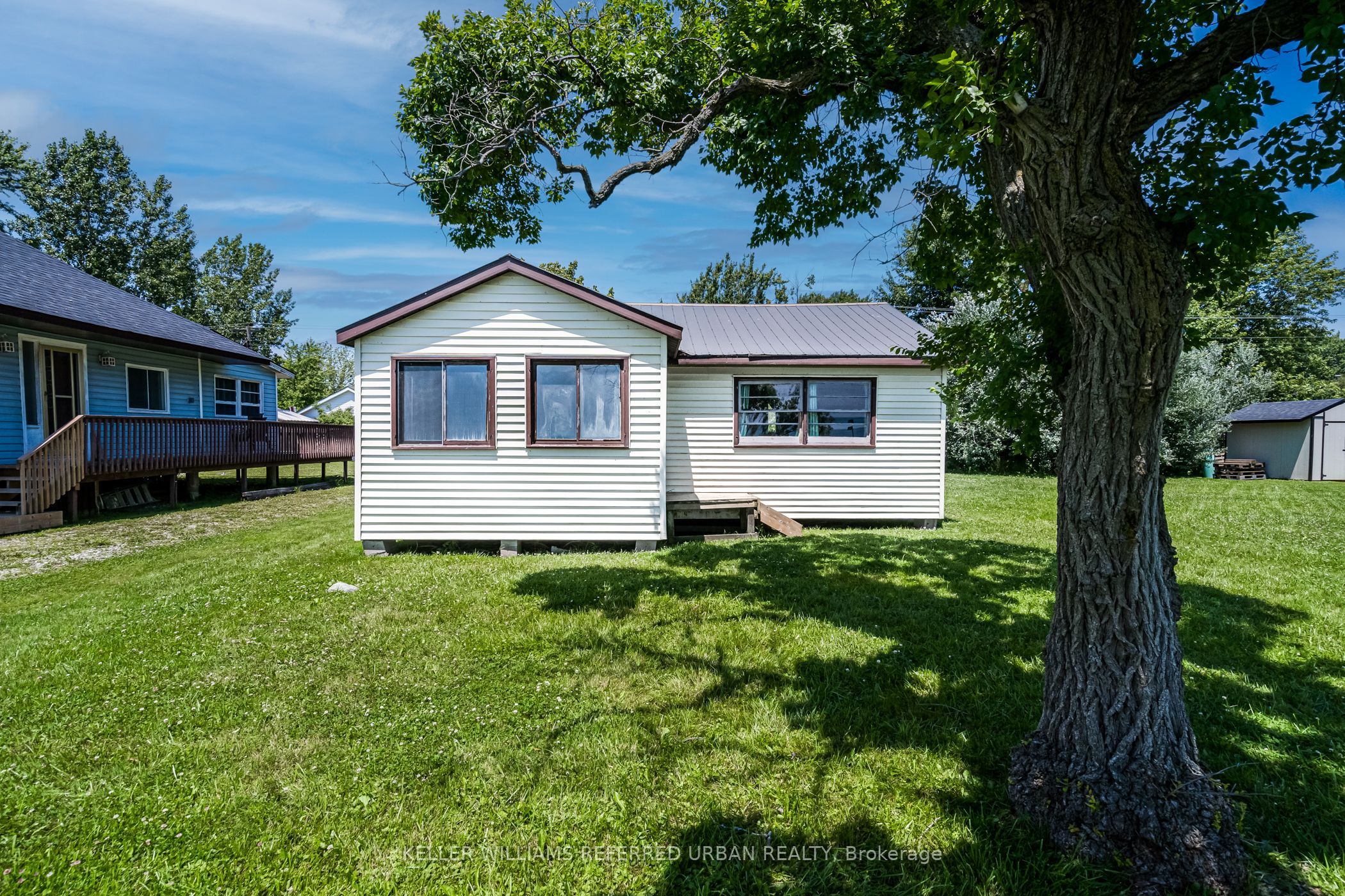 845 Lakeshore Road Property Photo 4