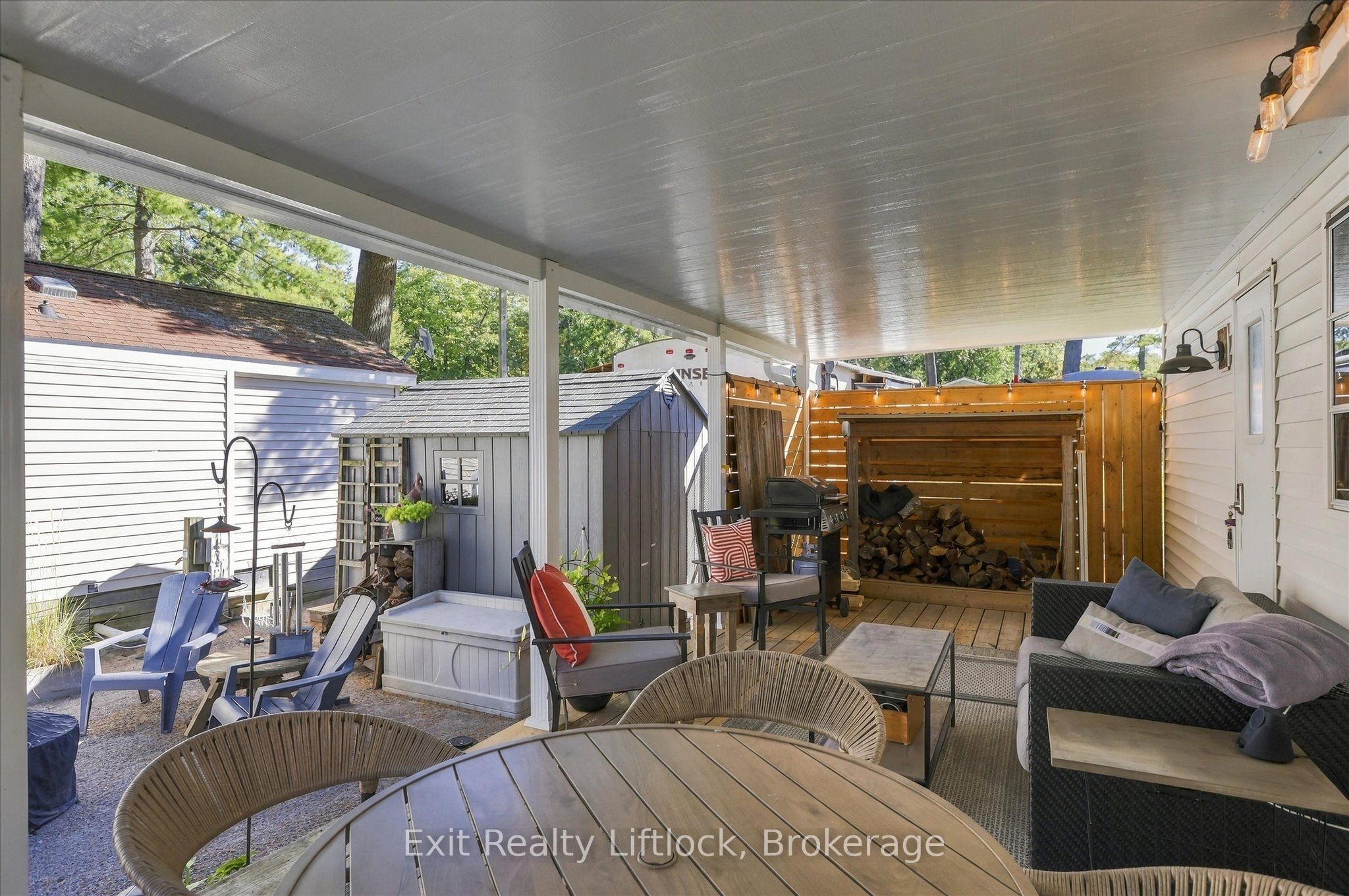 2560 Westview Road (166 Whispering Pines) Property Photo 20
