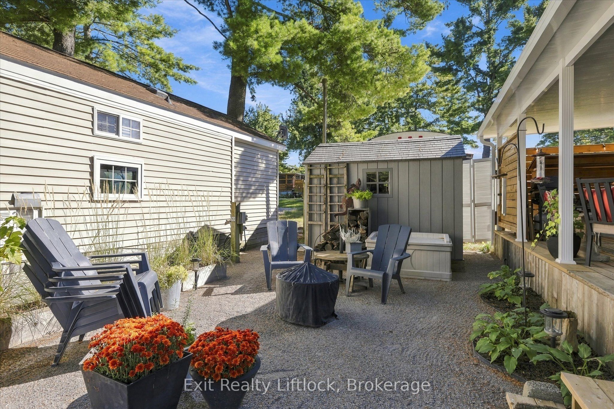 2560 Westview Road (166 Whispering Pines) Property Photo 21