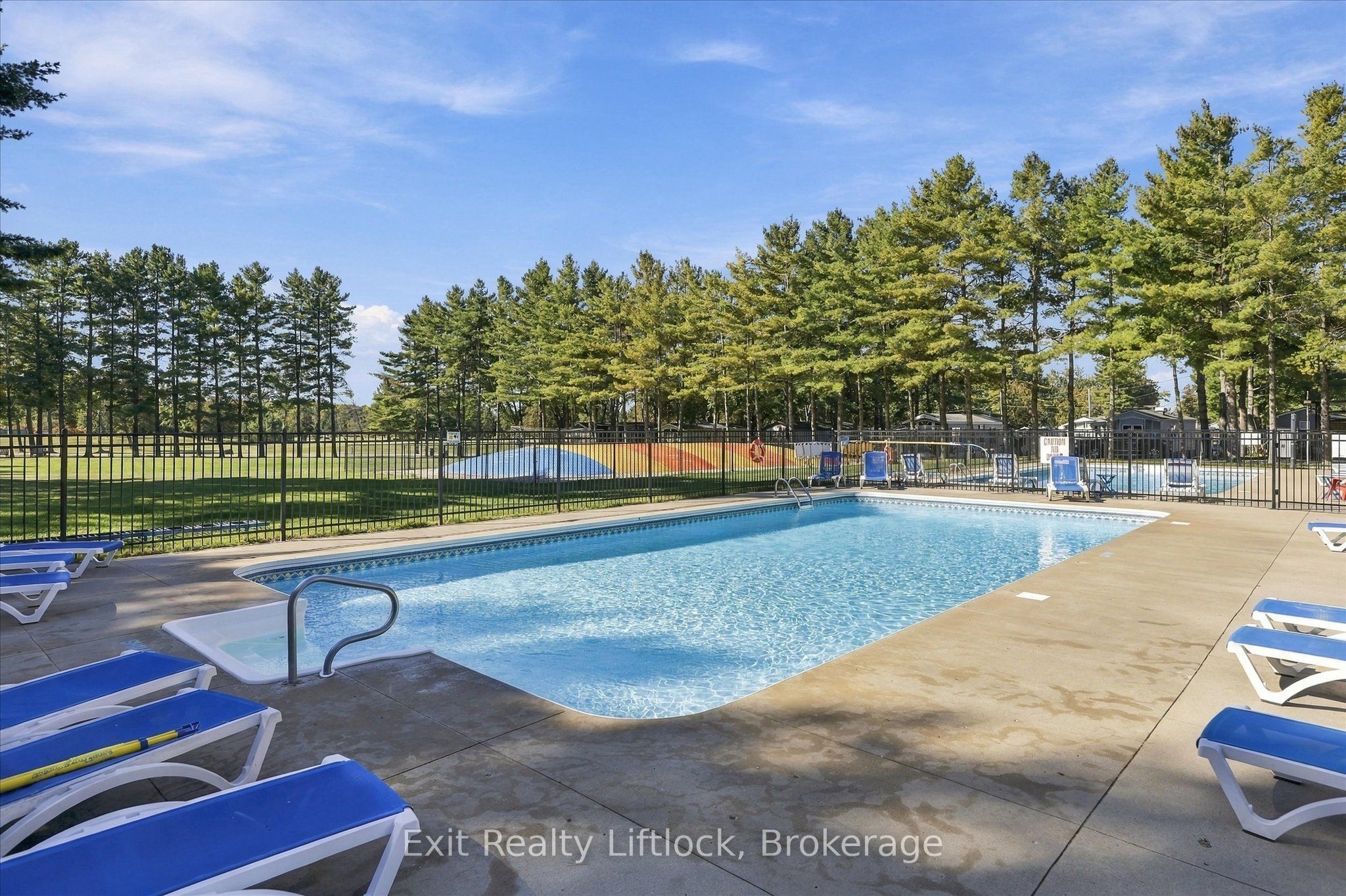 2560 Westview Road (166 Whispering Pines) Property Photo 29