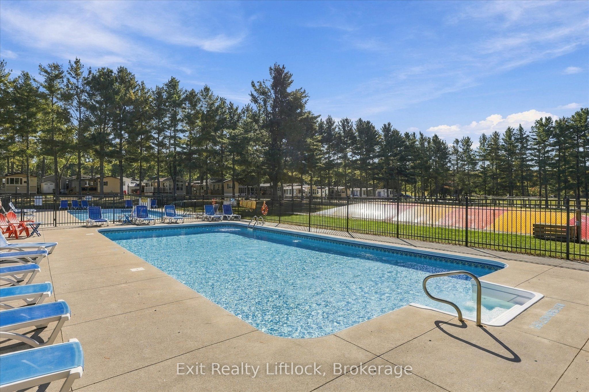 2560 Westview Road (166 Whispering Pines) Property Photo 30
