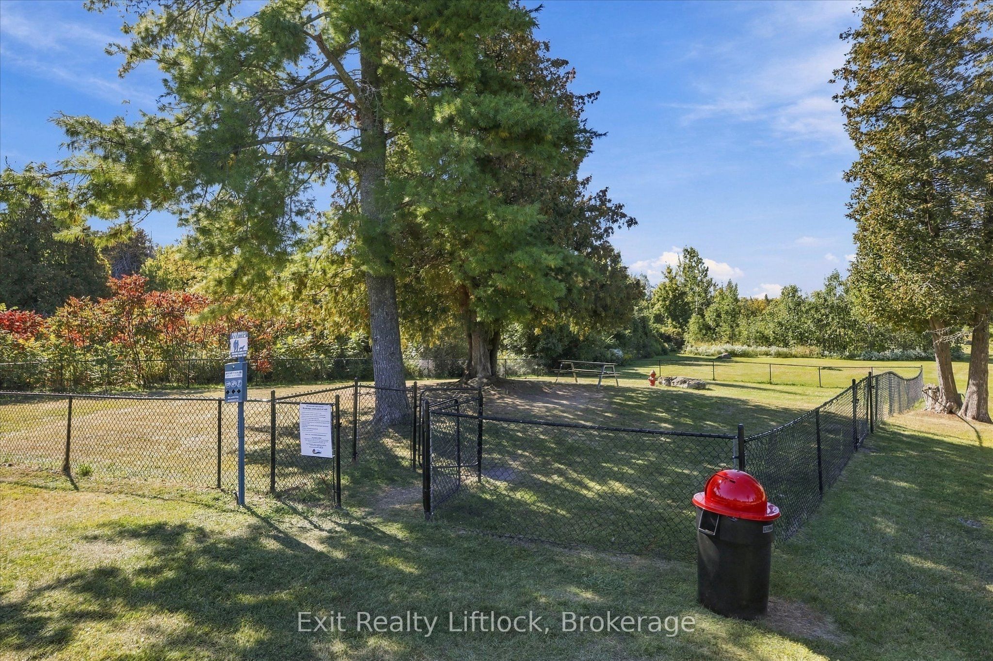 2560 Westview Road (166 Whispering Pines) Property Photo 38