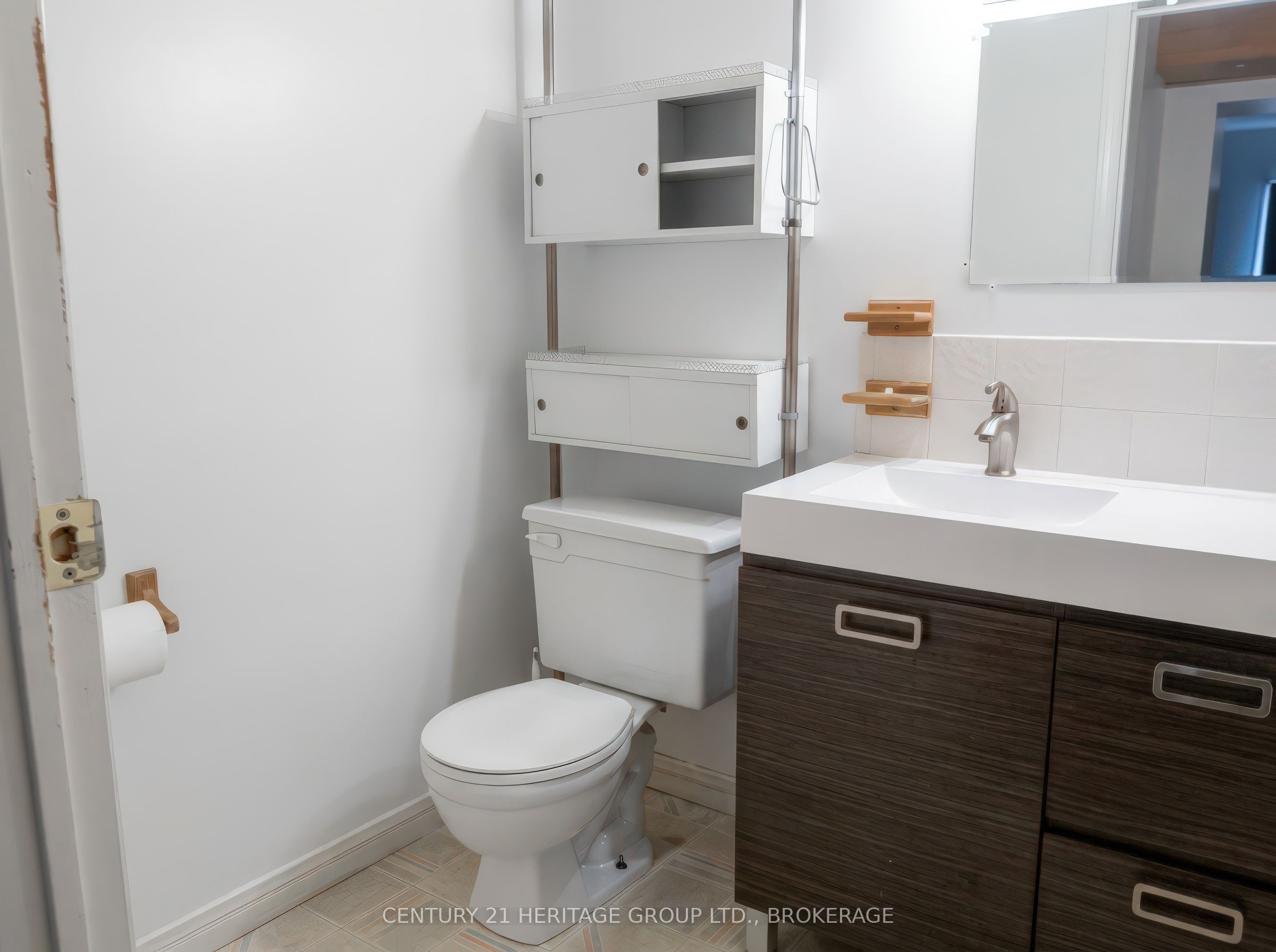 154 Stephen Street Property Photo 4
