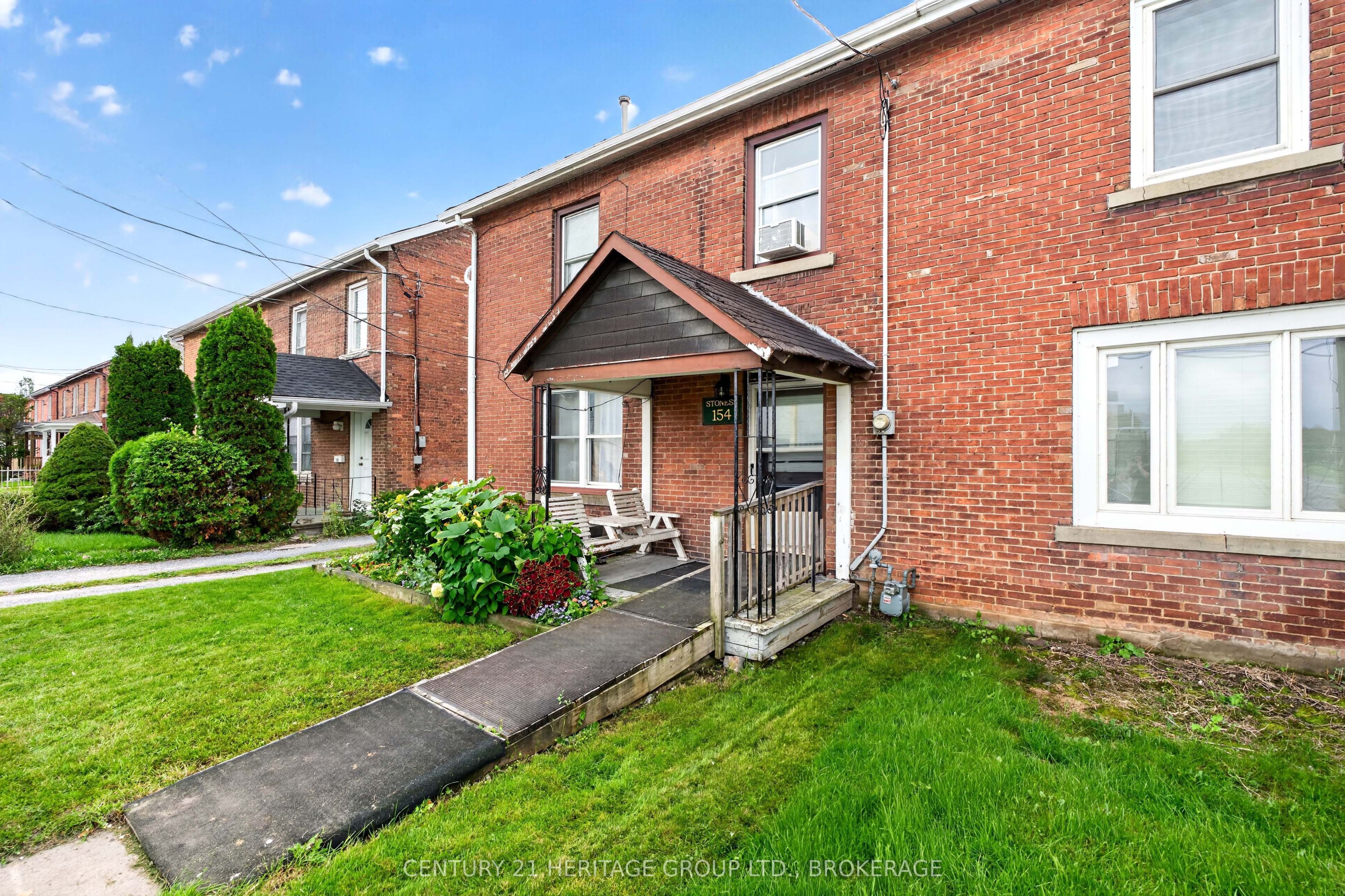 154 Stephen Street Property Photo 11