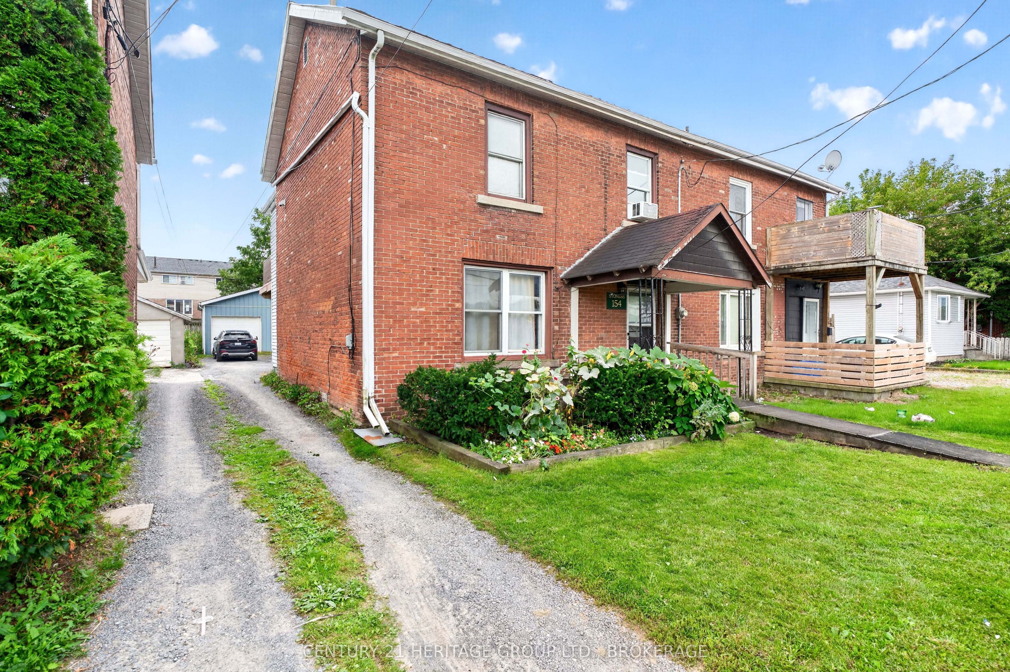 154 Stephen Street Property Photo 12