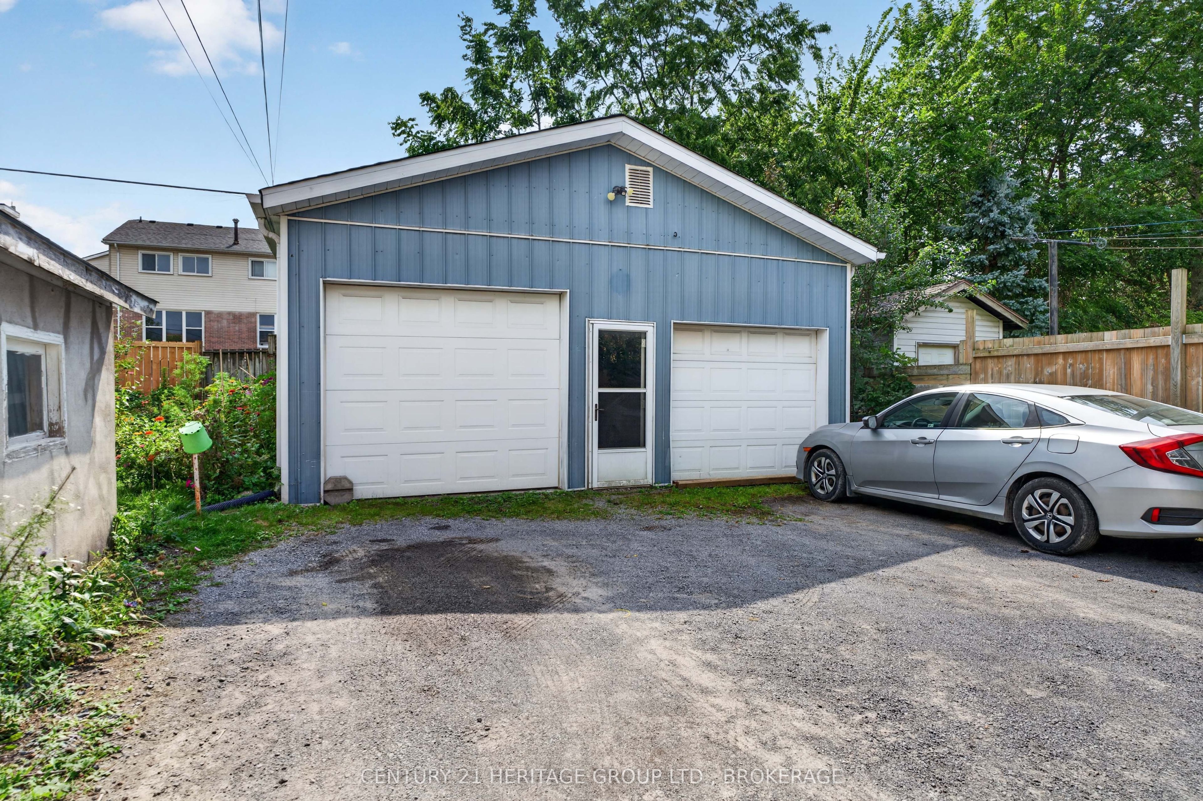 154 Stephen Street Property Photo 14