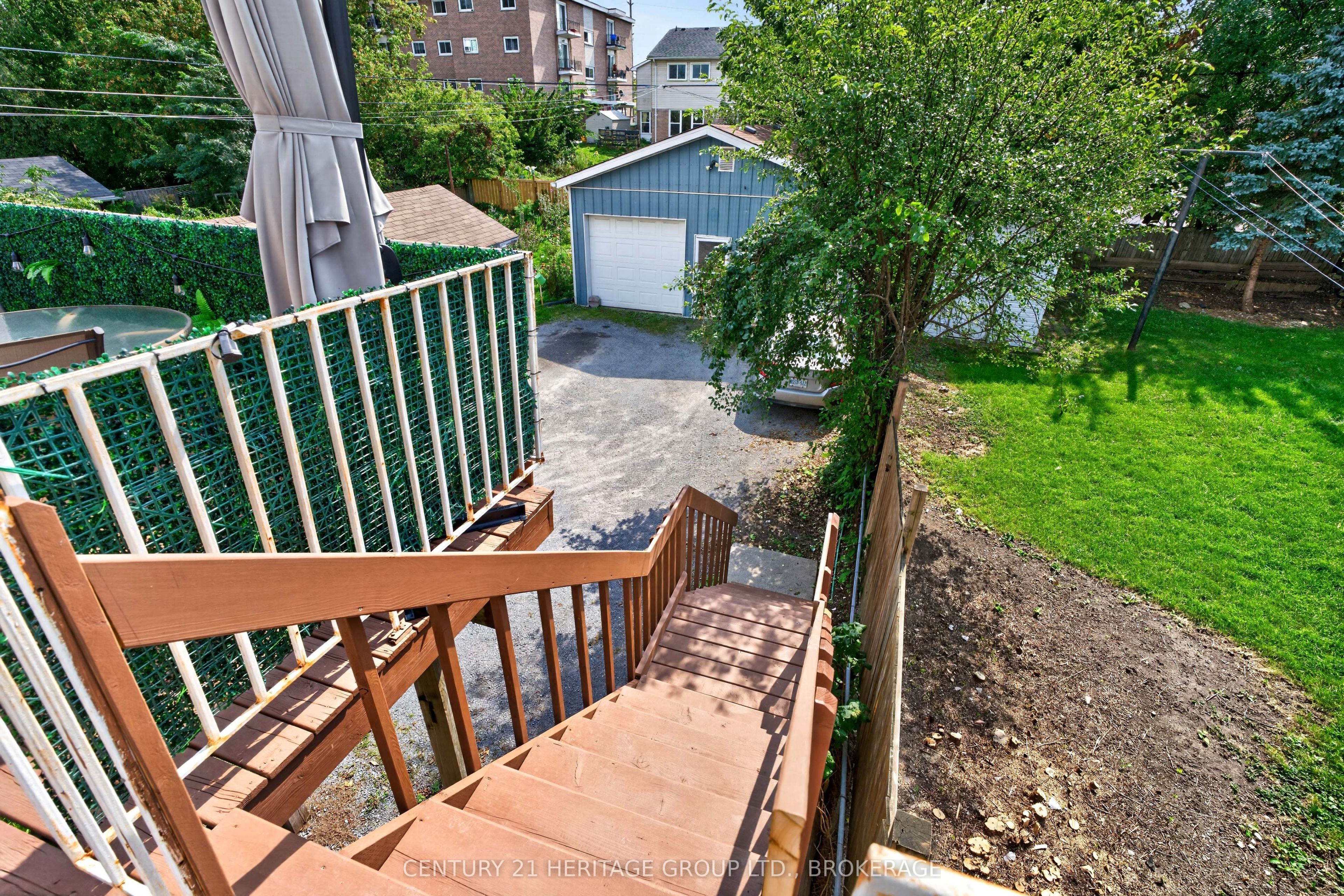 154 Stephen Street Property Photo 16