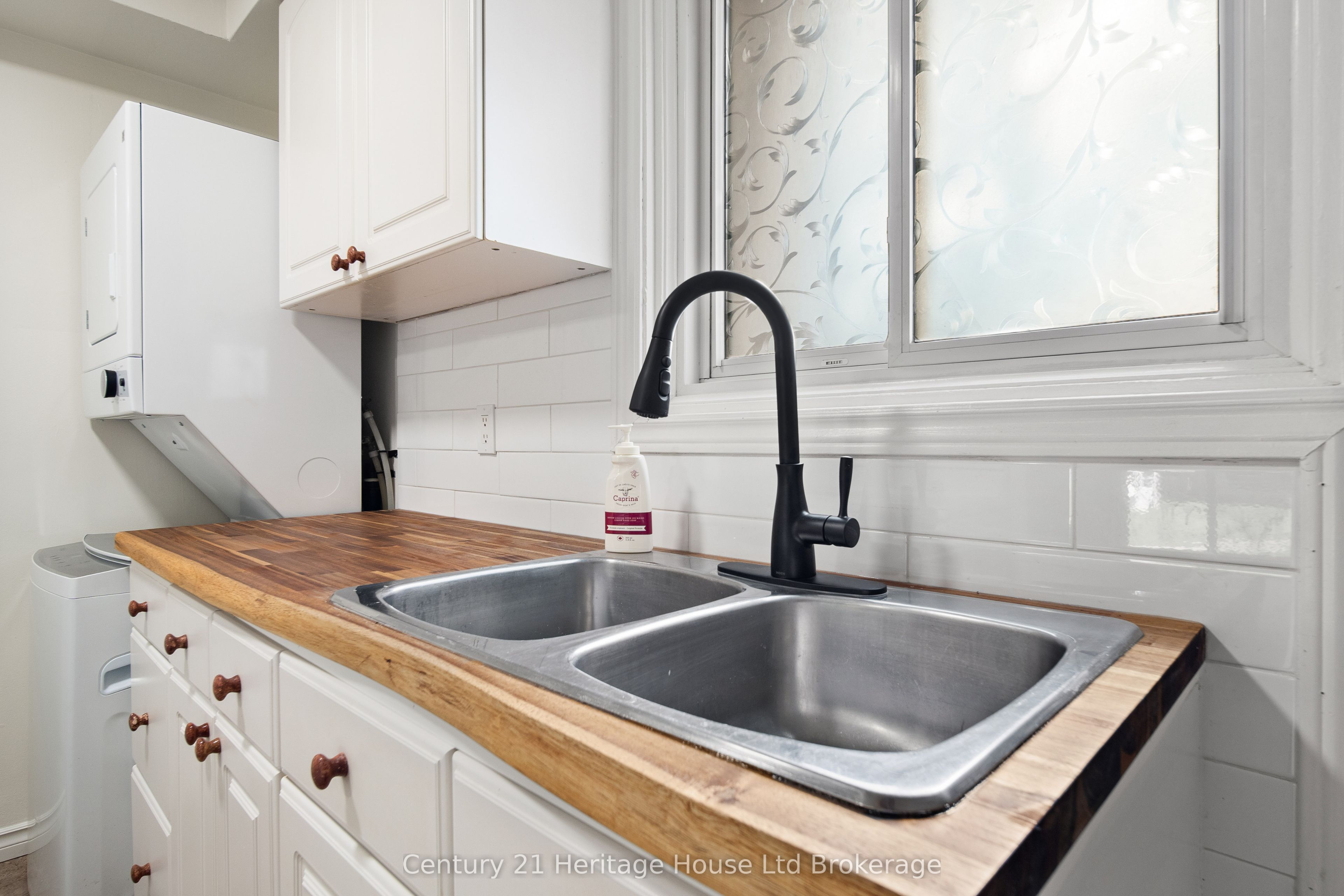 1090 Kipps Lane 130 Property Photo 4
