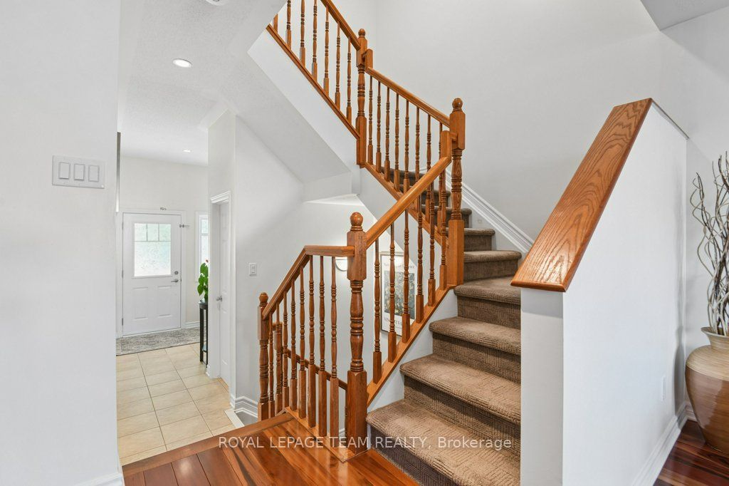 303 Balinroan Crescent Property Photo 5