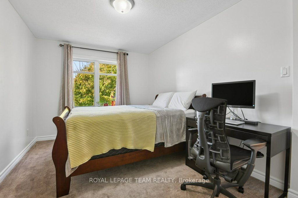303 Balinroan Crescent Property Photo 22