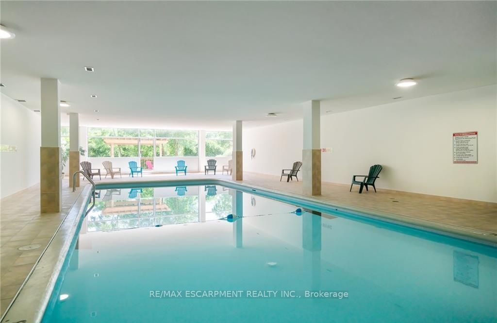 35 Towering Heights Boulevard 809 Property Photo 17