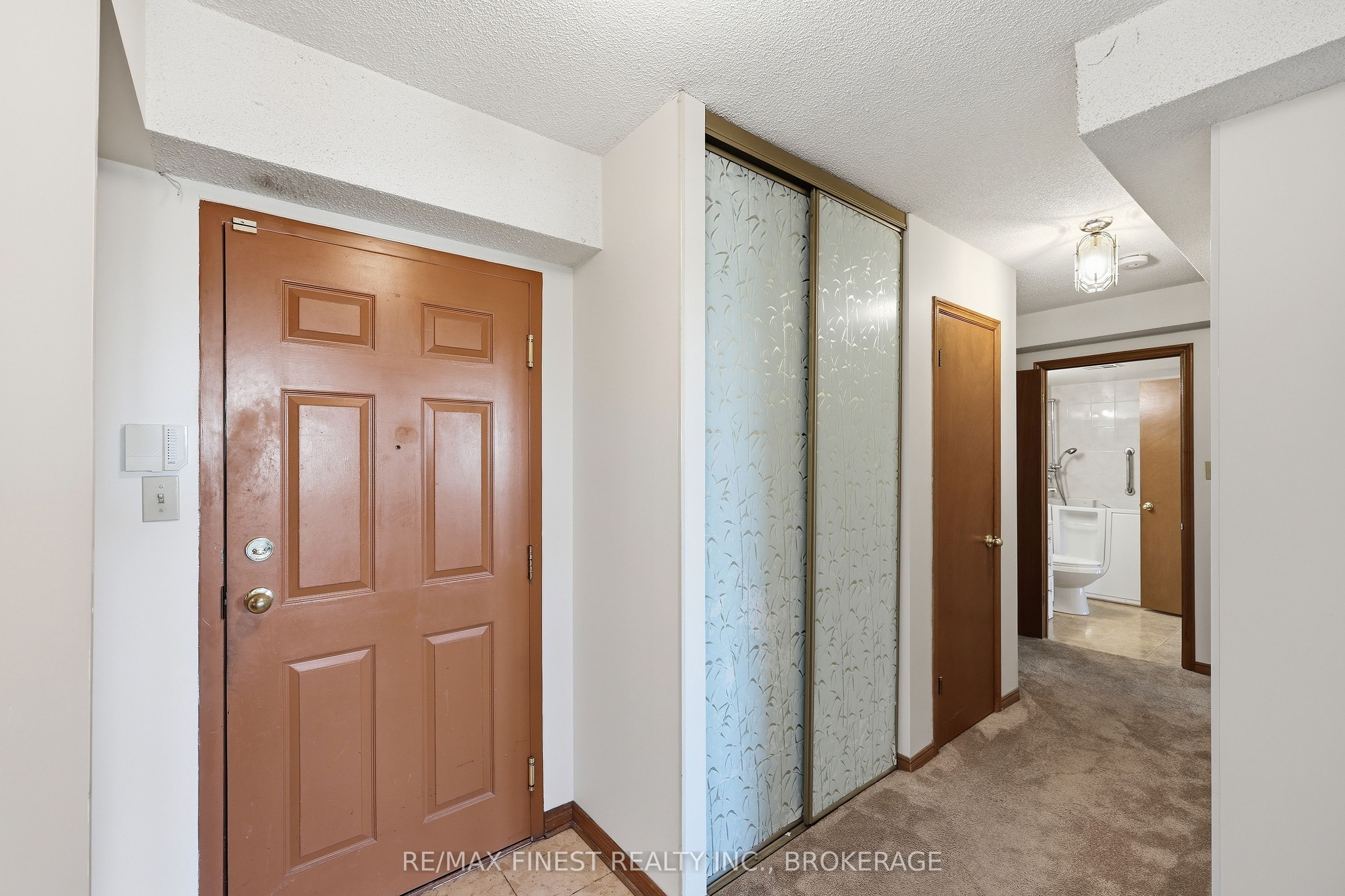 675 Davis Drive 601 Property Photo 8