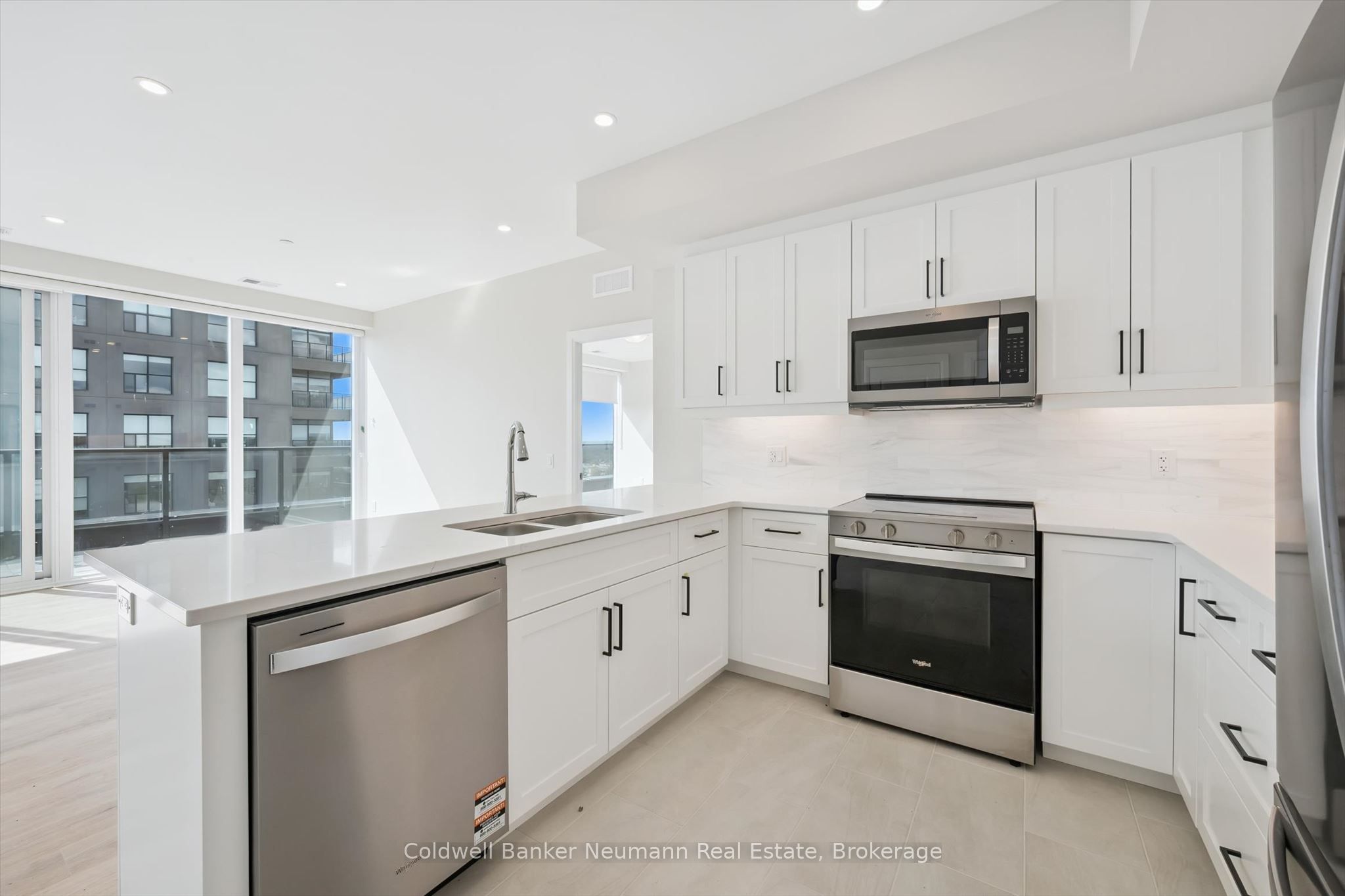 1882 Gordon Street 804 Property Photo 11