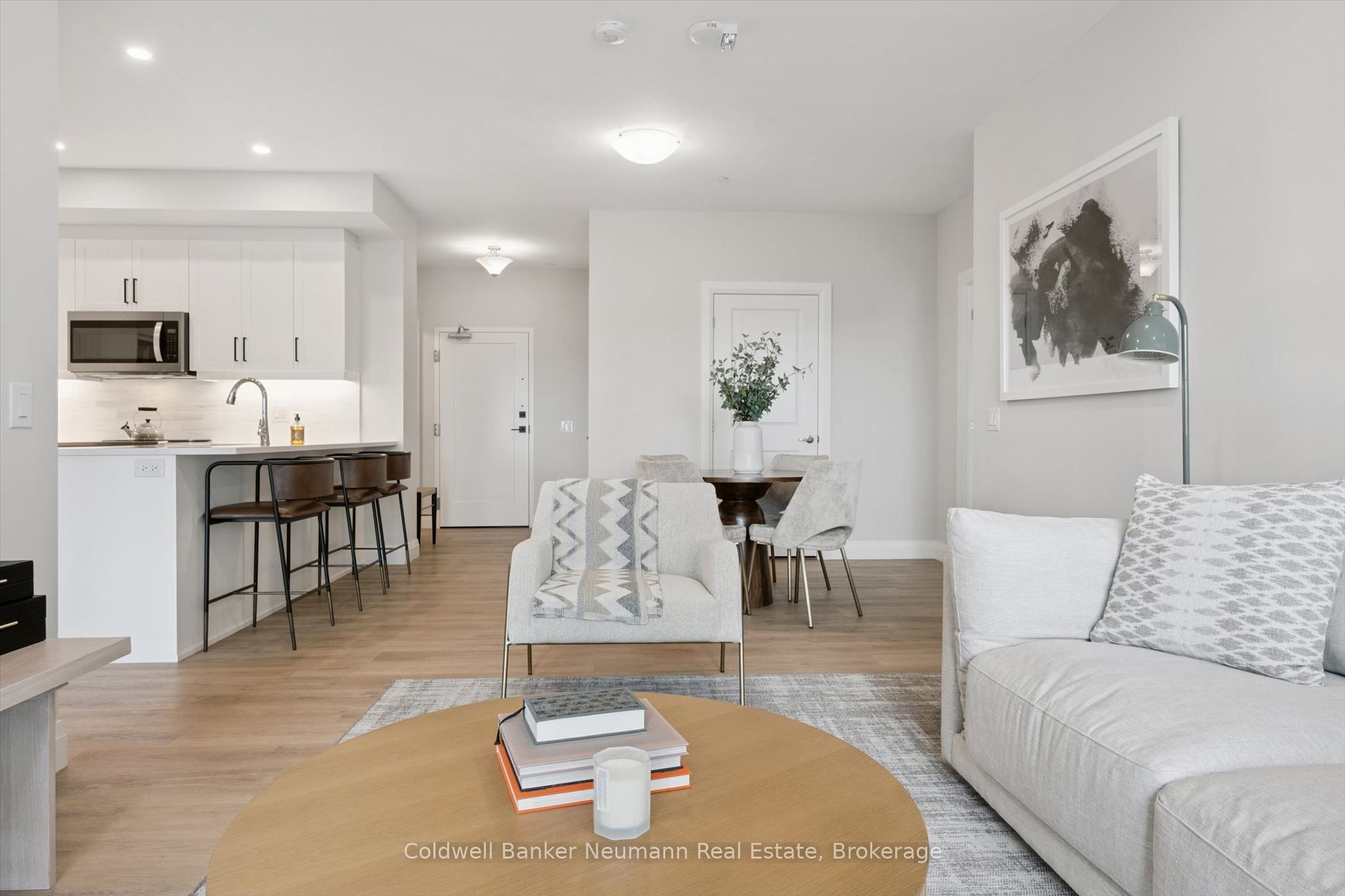 1882 Gordon Street 521 Property Photo 7