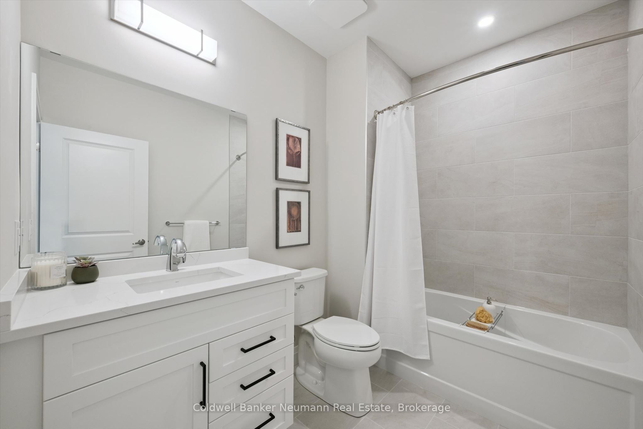 1882 Gordon Street 521 Property Photo 26