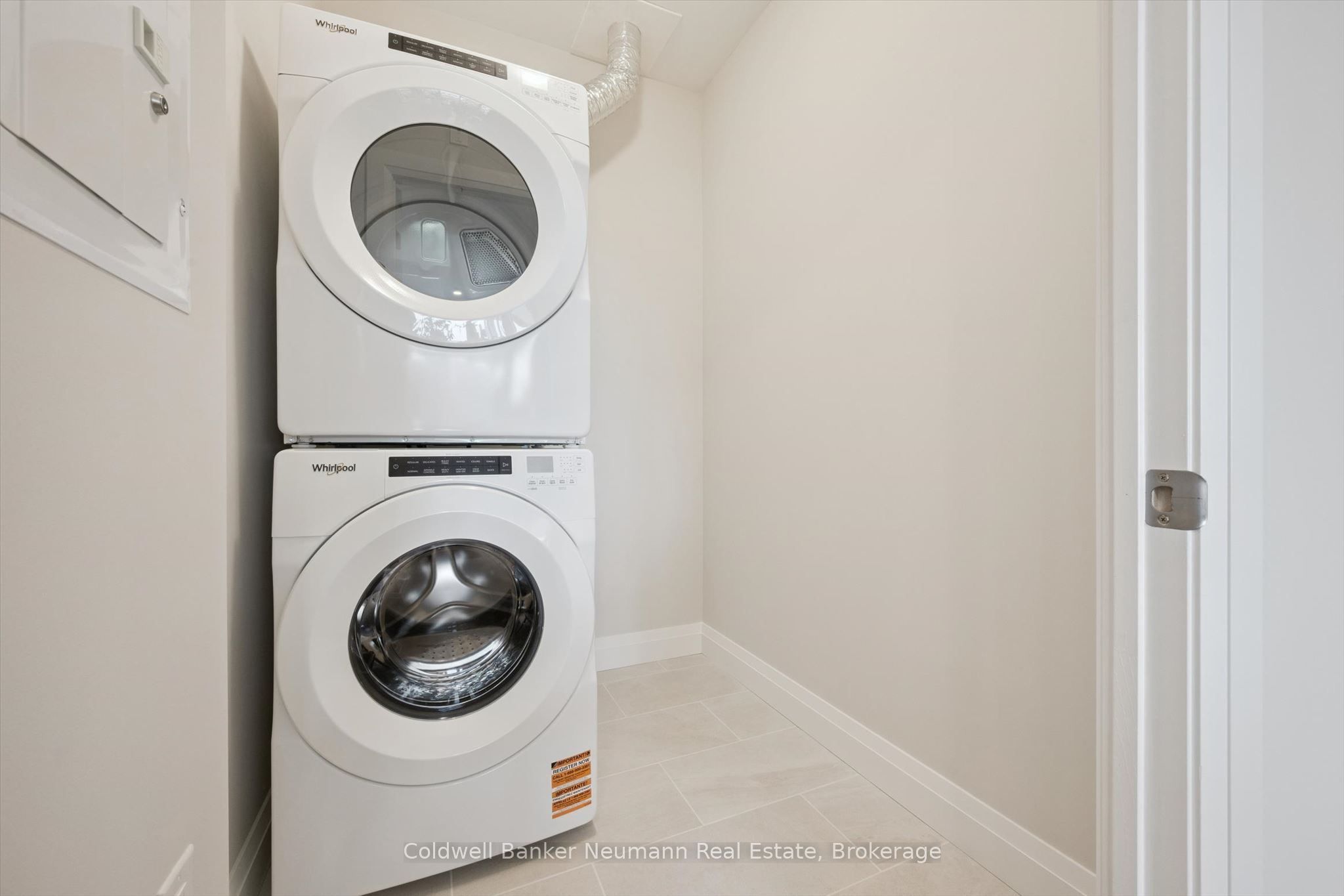 1882 Gordon Street 521 Property Photo 27