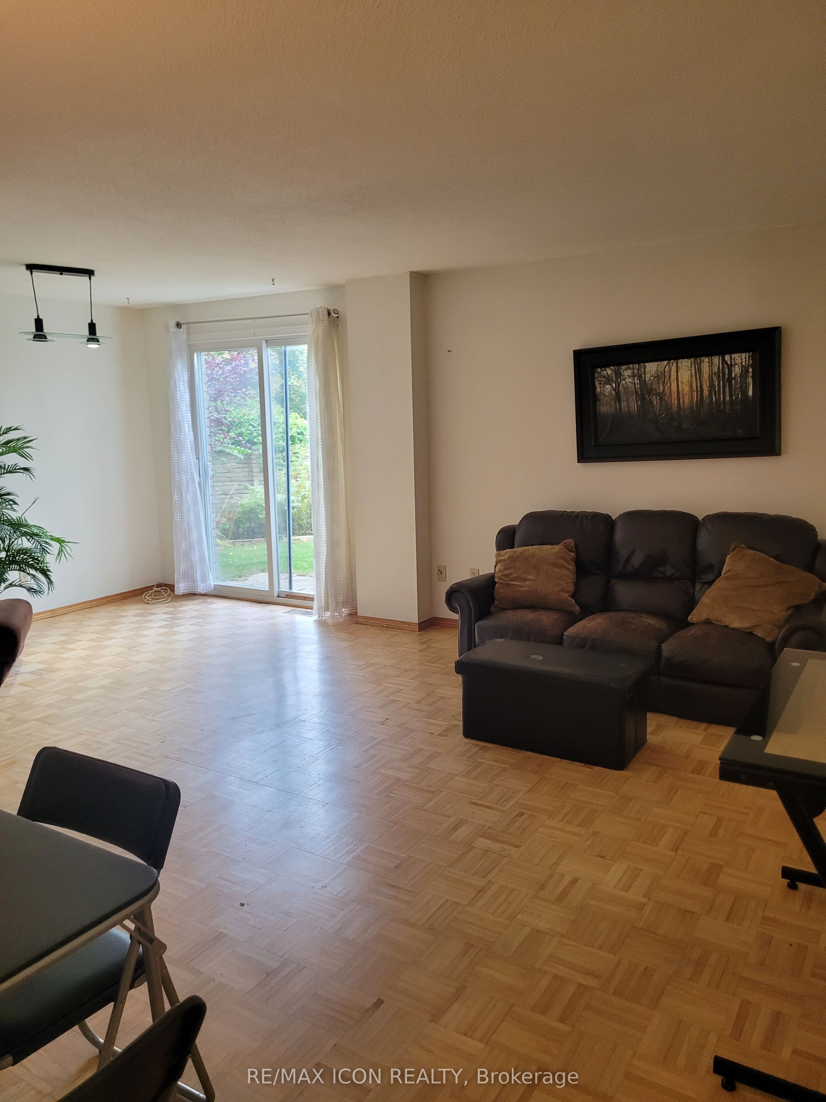 415 Morgan Avenue 28 Property Photo 5