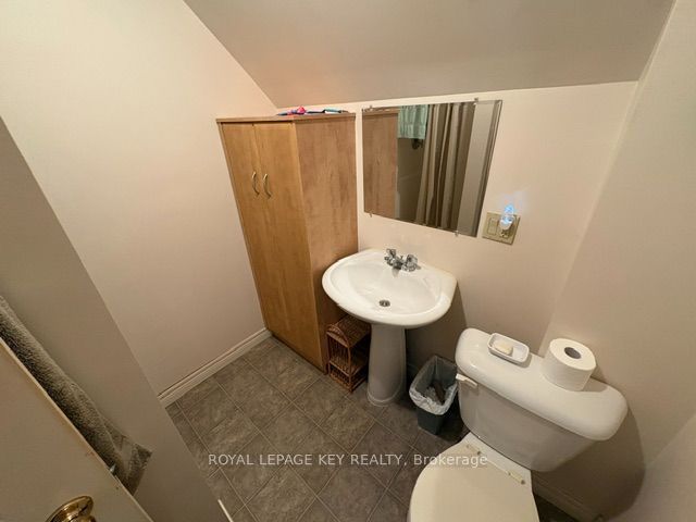 404 Russell Street S Property Photo 20