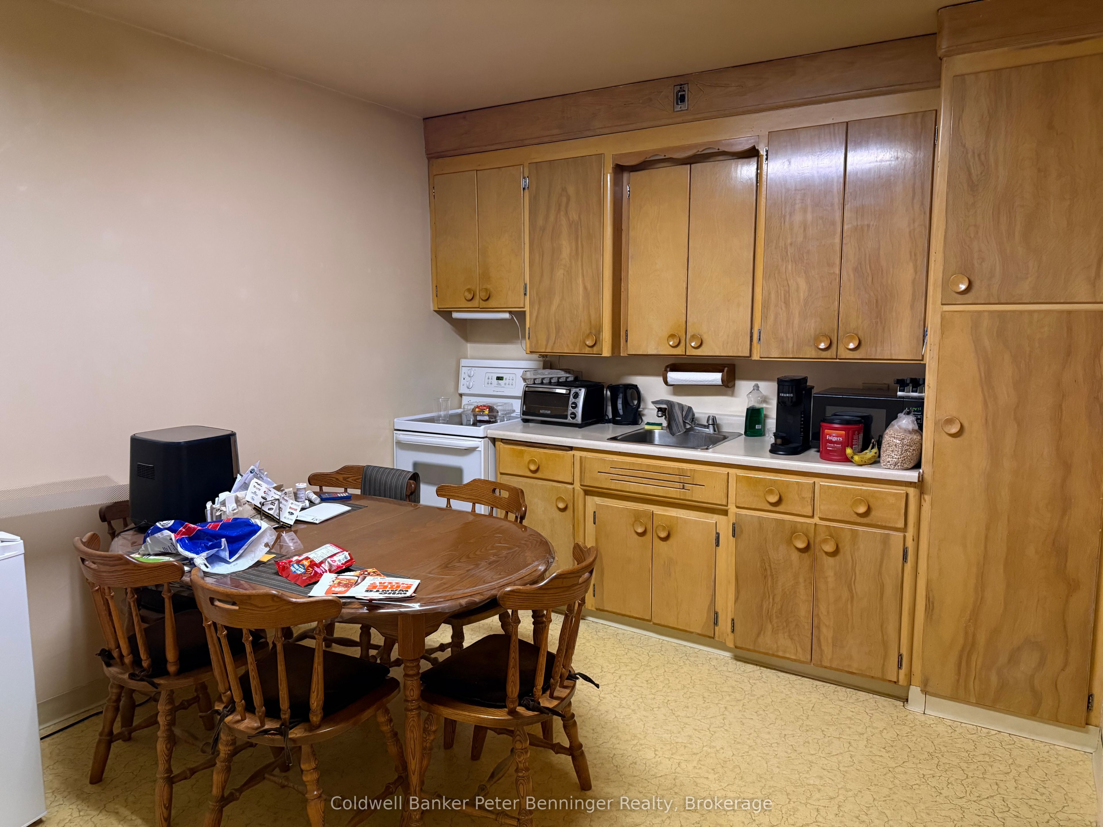 240-242 Durham Street E Property Photo 17