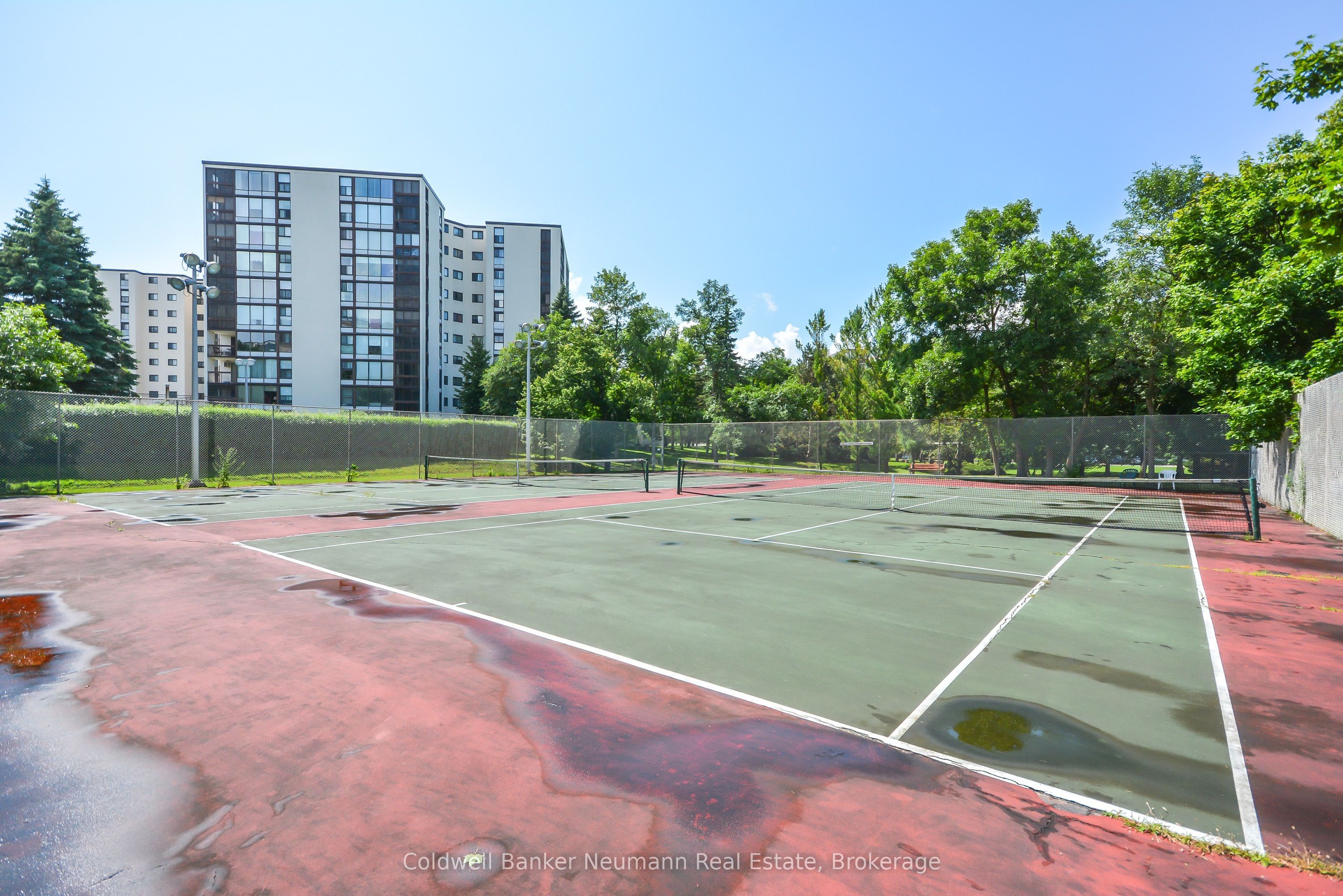 23 Woodlawn Road E 305 Property Photo 45