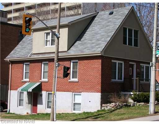 110 Hess Street S Upper Property Photo 1