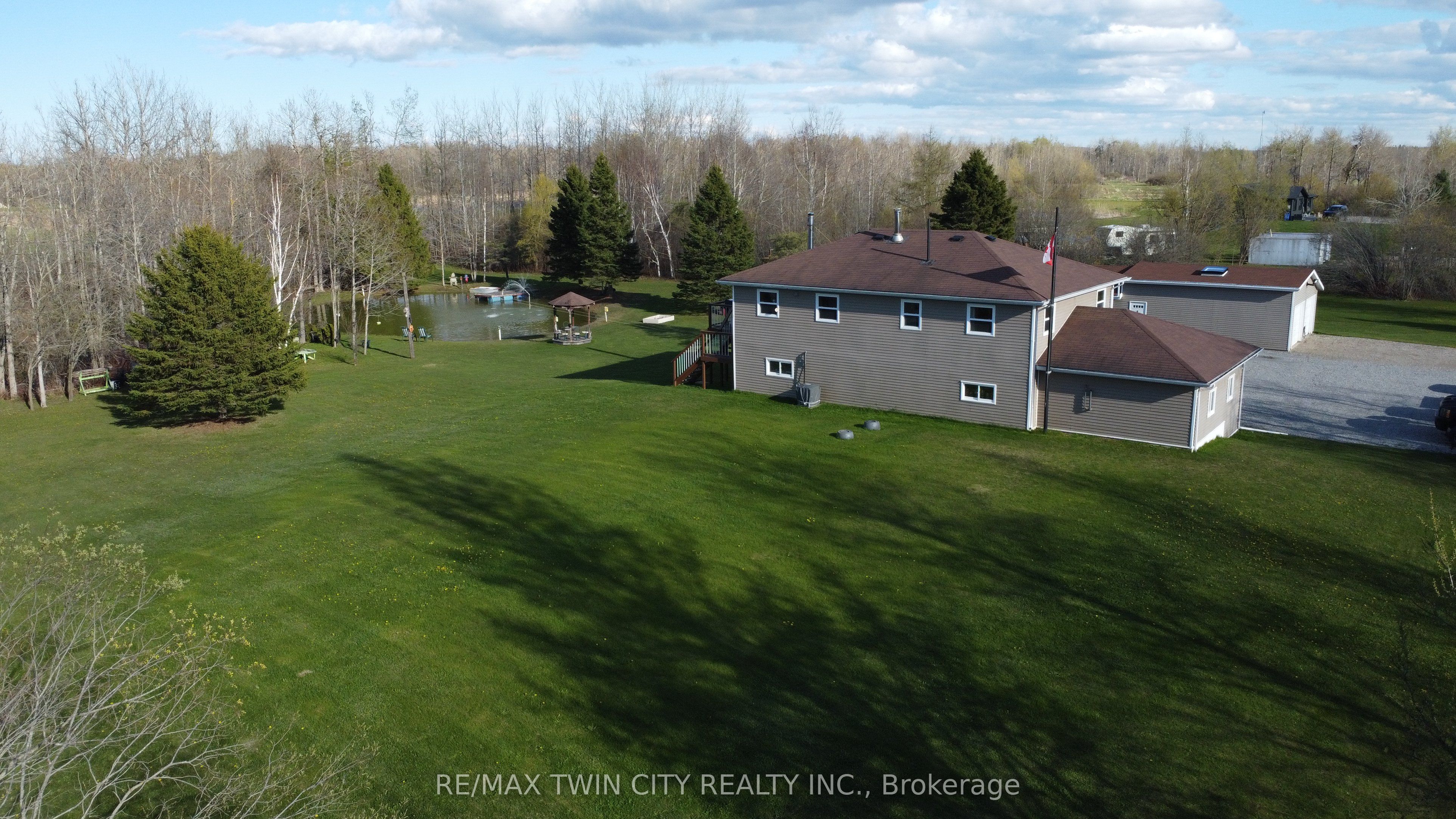 375729 6th Line Property Photo 49
