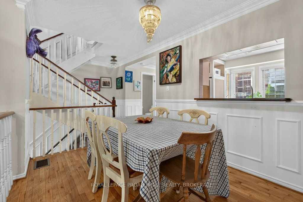 1 Place D'armes 39 Property Photo 11