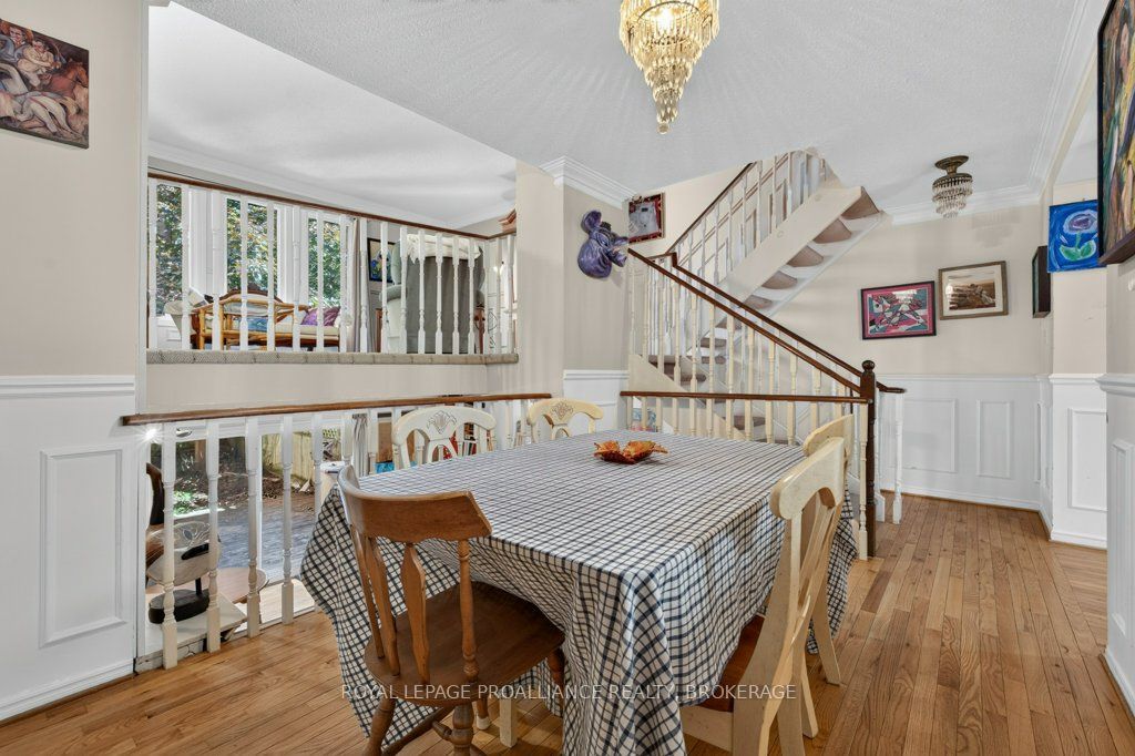 1 Place D'armes 39 Property Photo 12