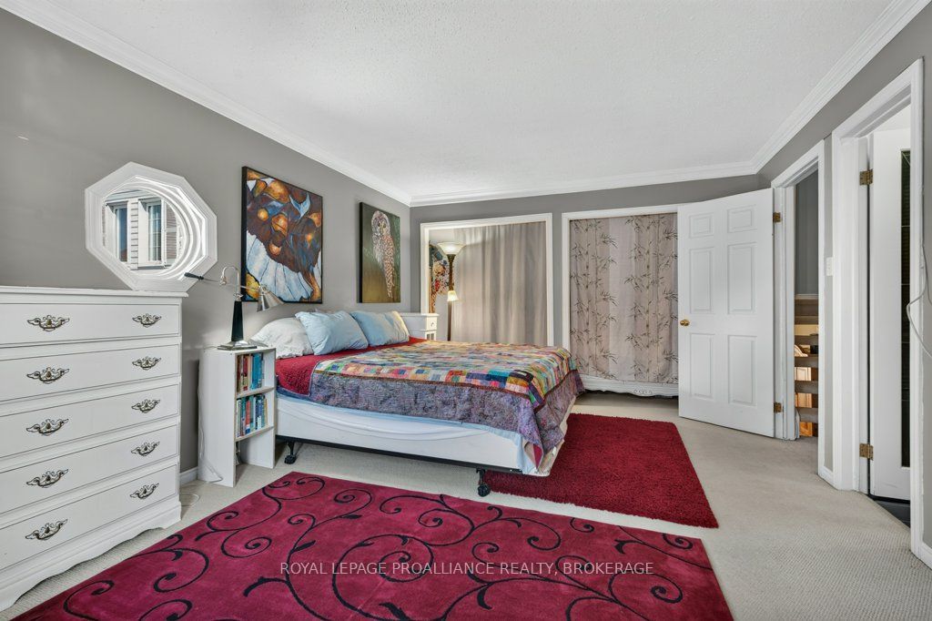 1 Place D'armes 39 Property Photo 17
