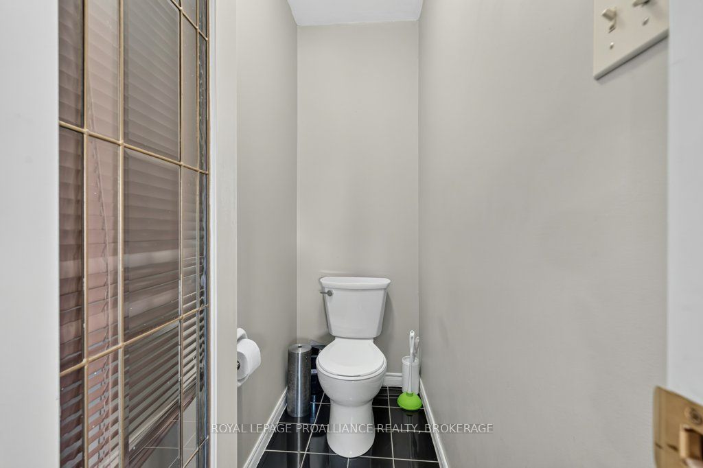 1 Place D'armes 39 Property Photo 20