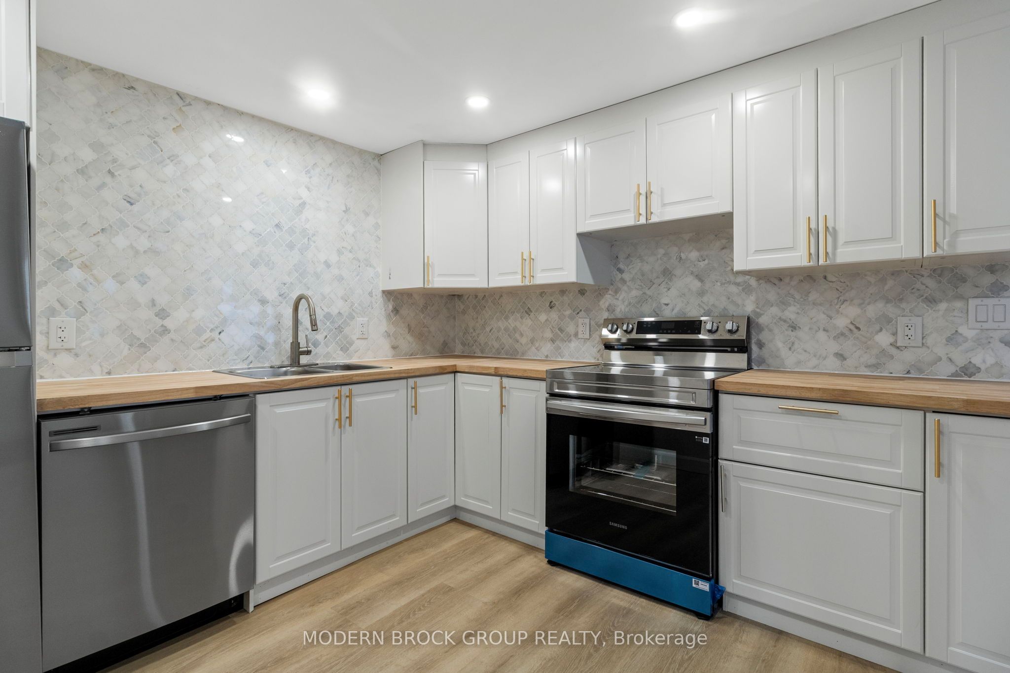 108 George Street Property Photo 17