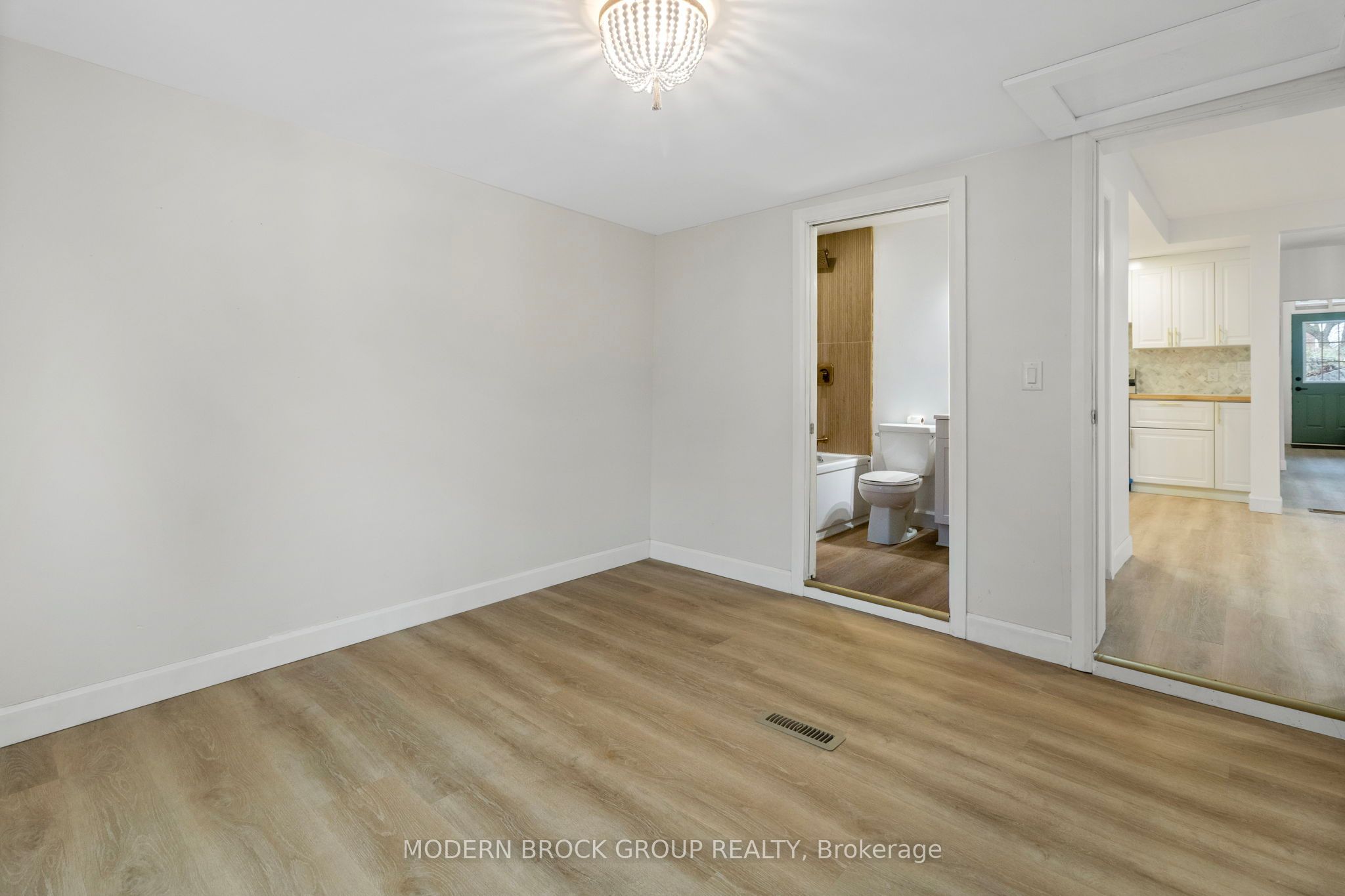 108 George Street Property Photo 23