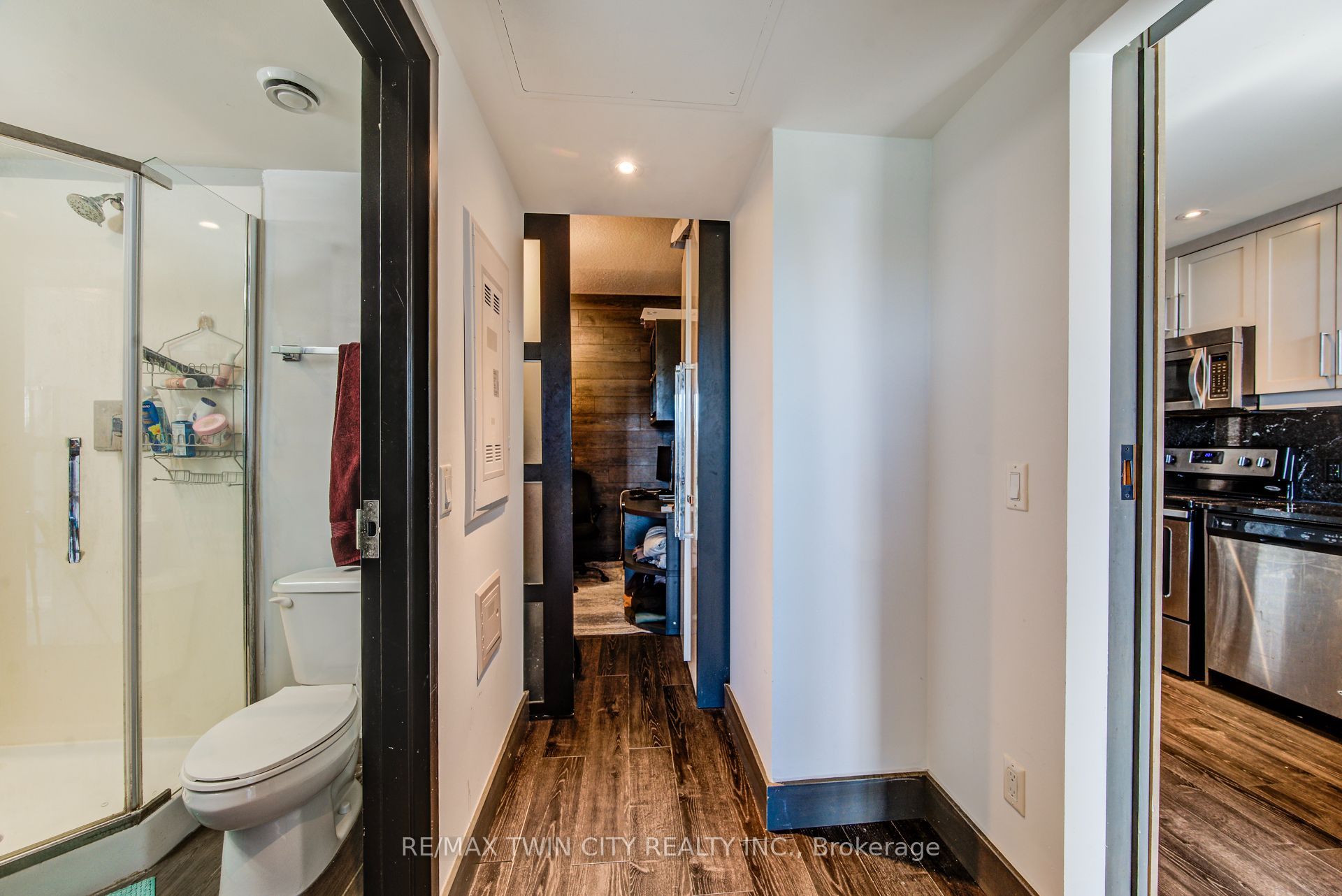 330 Phillip Street S704 Property Photo 15