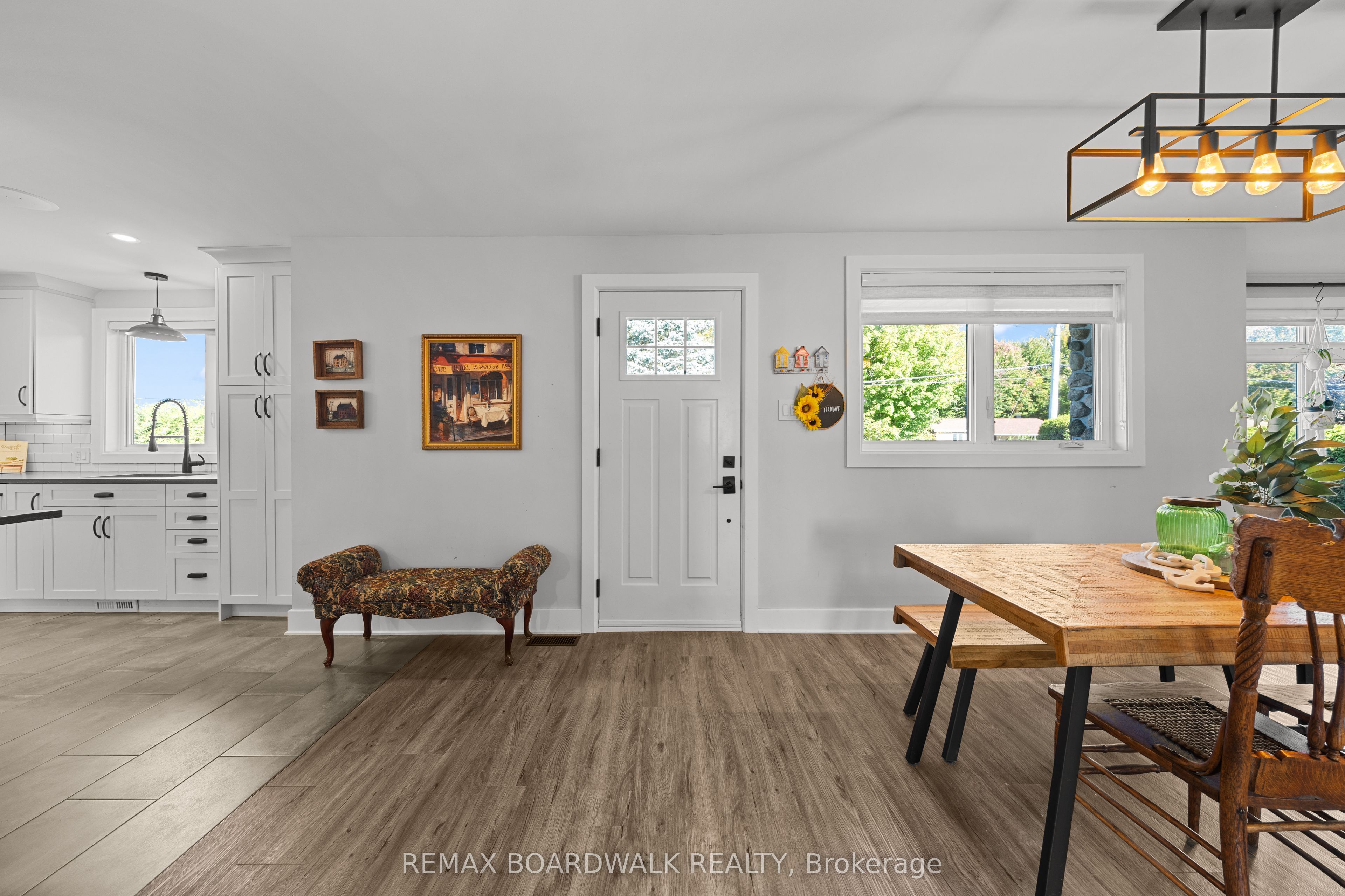 2187 Des Pins Street Property Photo 3