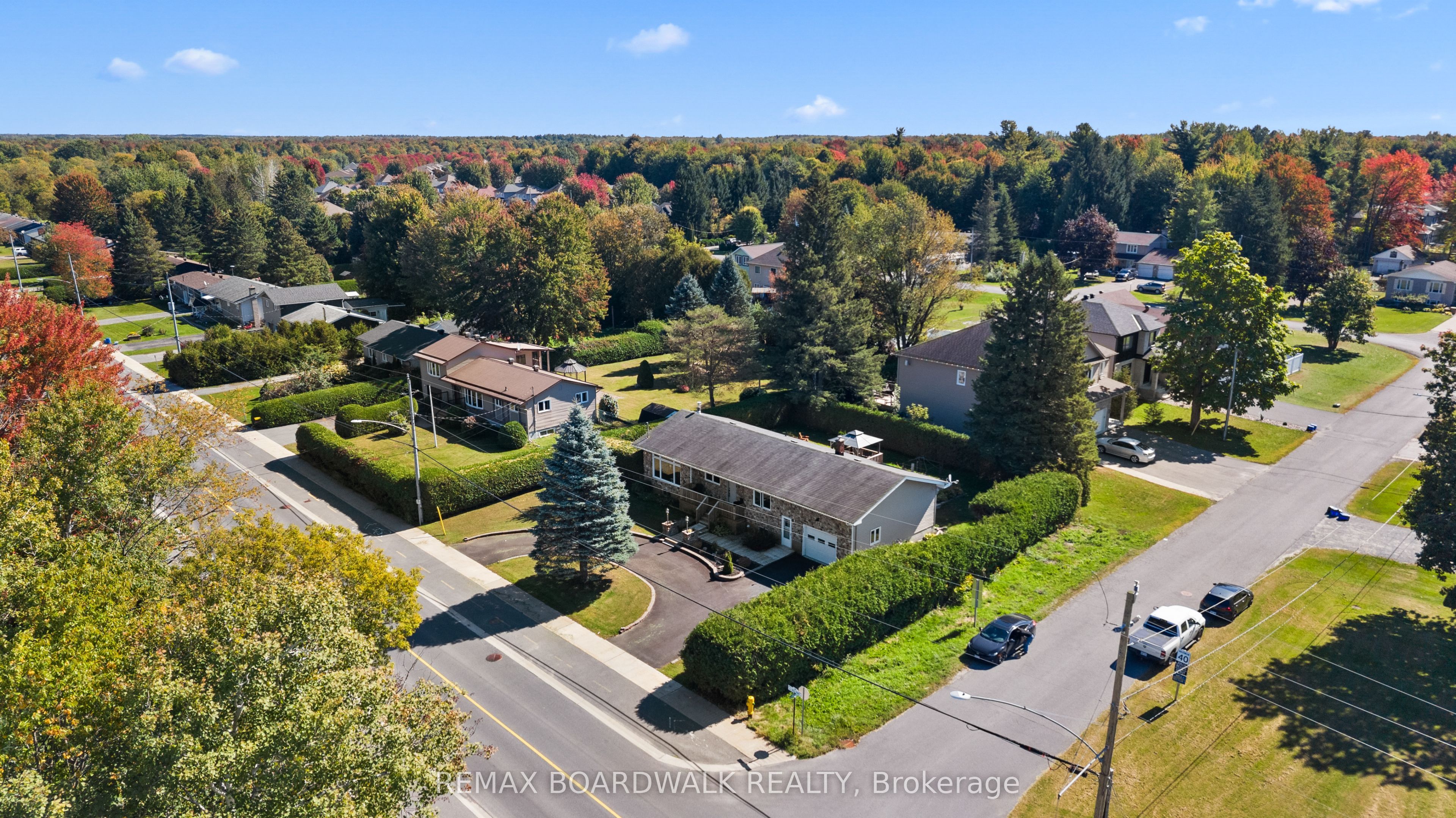 2187 Des Pins Street Property Photo 38