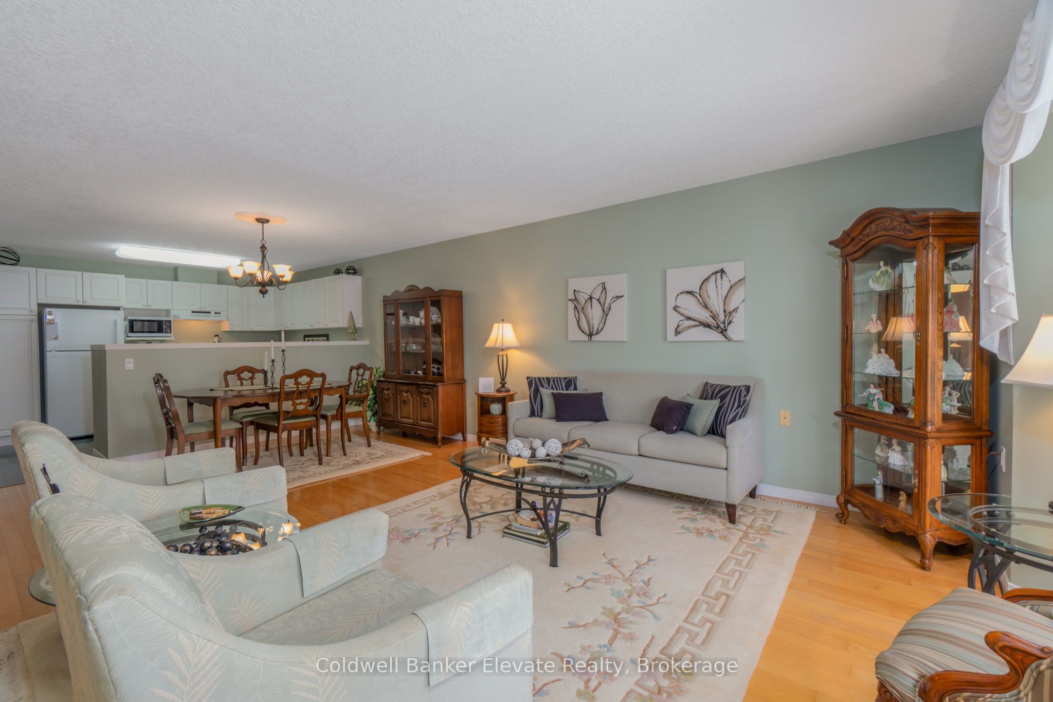 2705 Kingsway Drive 36 Property Photo 12