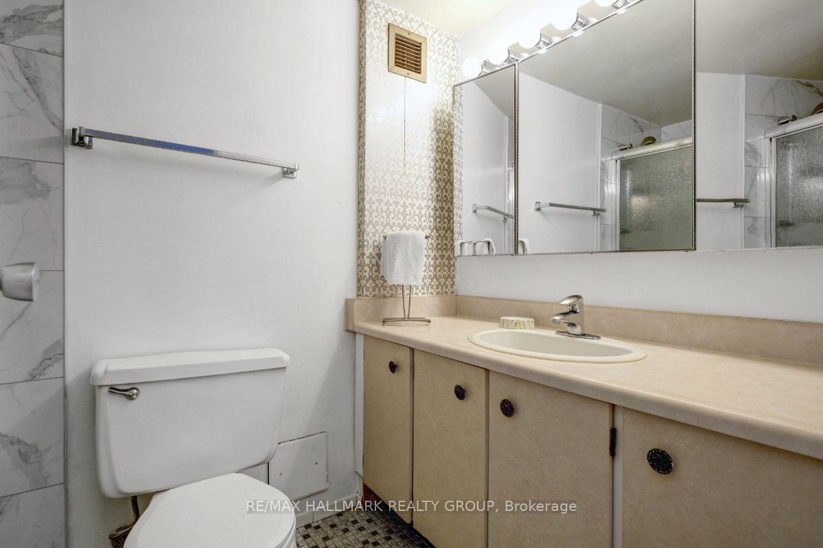 505 St Laurent Boulevard 2204 Property Photo 26