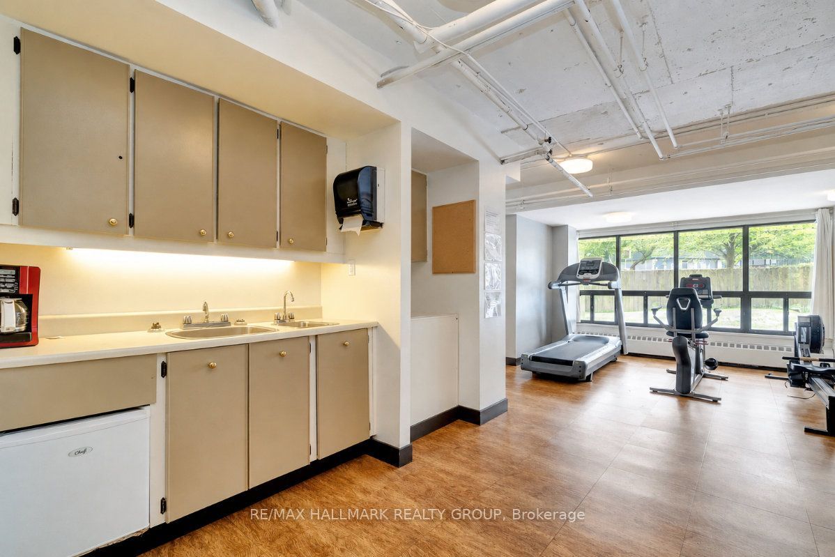 505 St Laurent Boulevard 2204 Property Photo 38