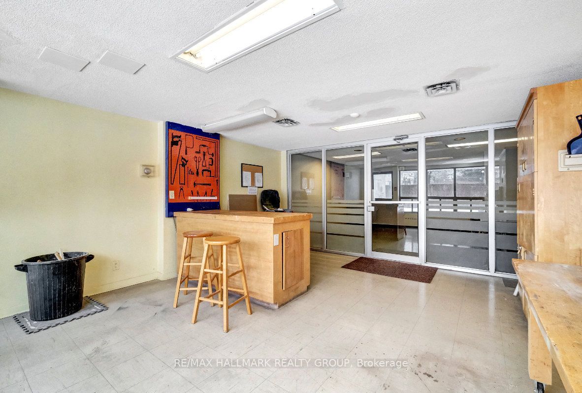 505 St Laurent Boulevard 2204 Property Photo 48