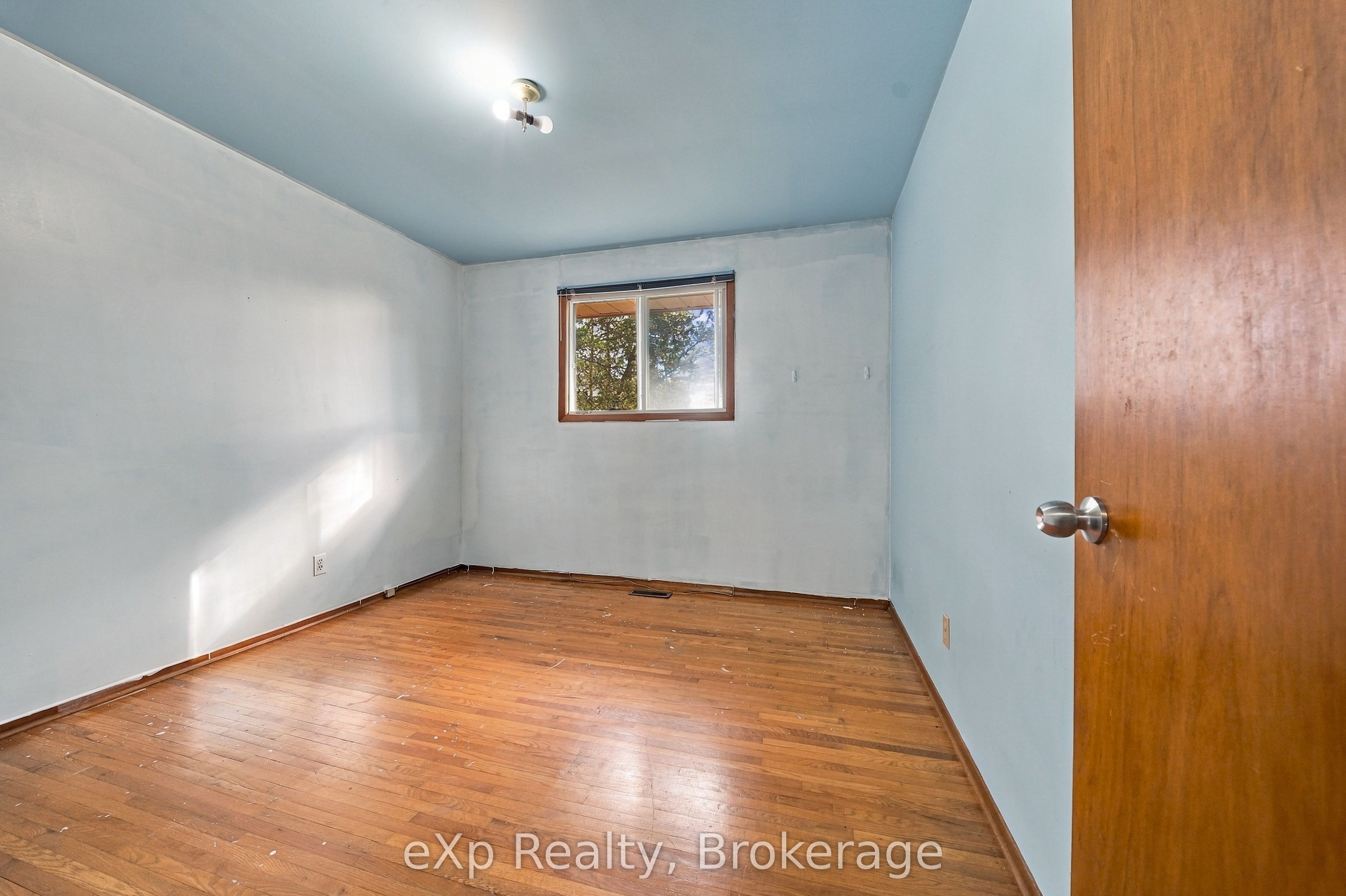 501 Sidney Street Property Photo 20