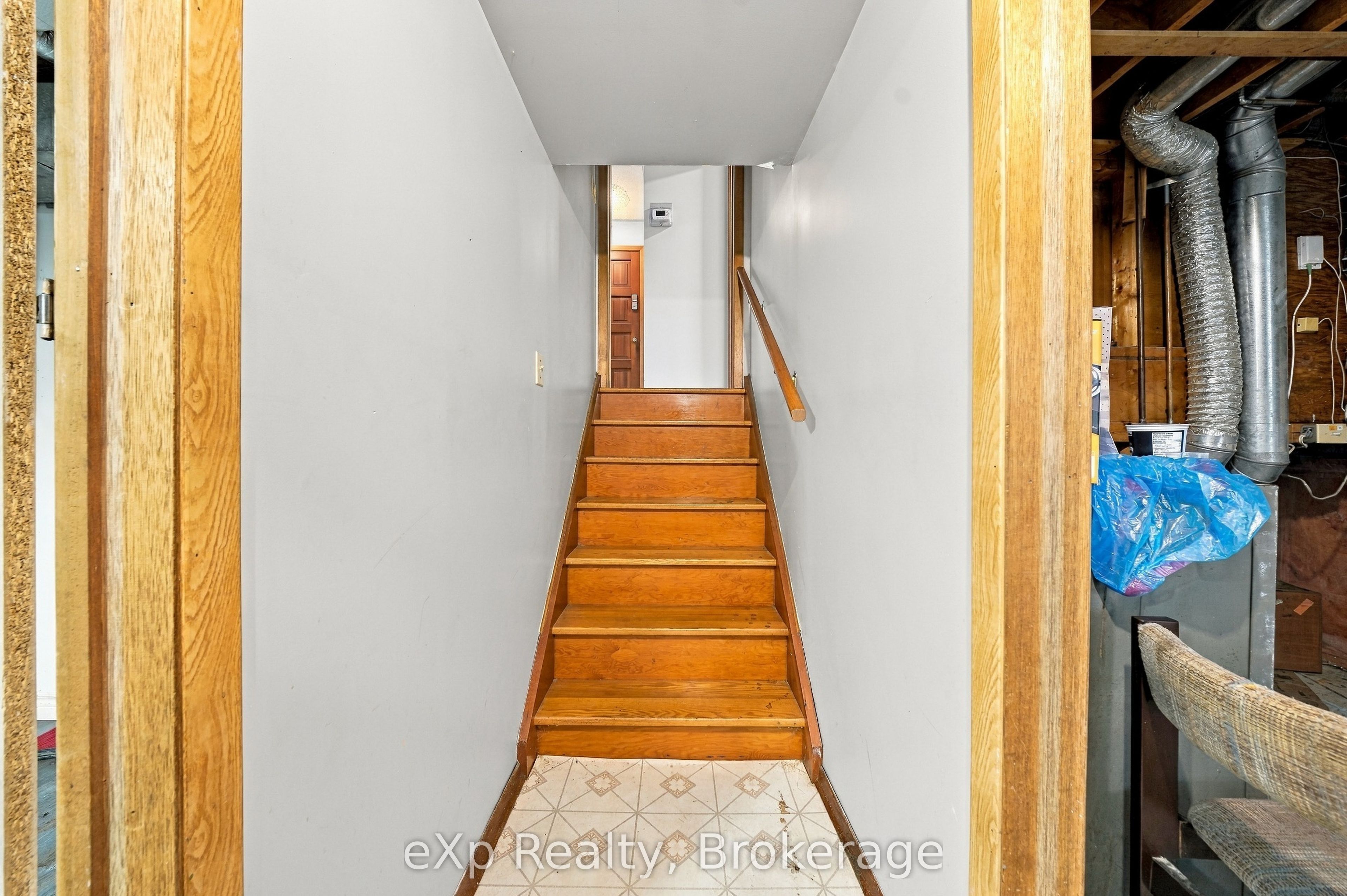 501 Sidney Street Property Photo 22