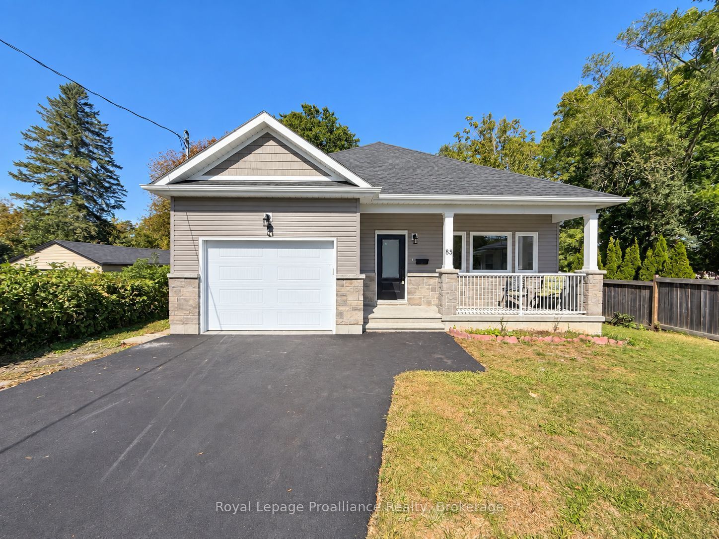 85 Purdy Street Property Photo 1