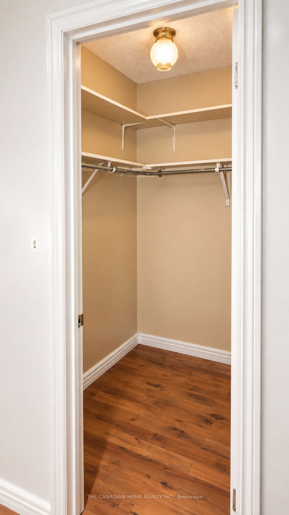 3 Dunhill Crescent N Property Photo 15