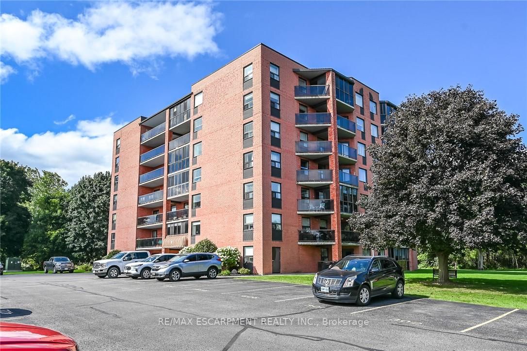 5 Mill Pond Court 202 Property Photo 1