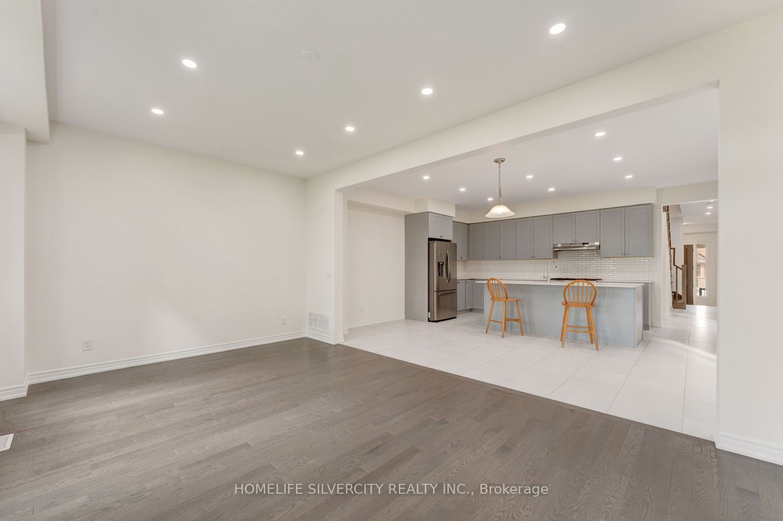 210 Broadacre Drive Property Photo 10