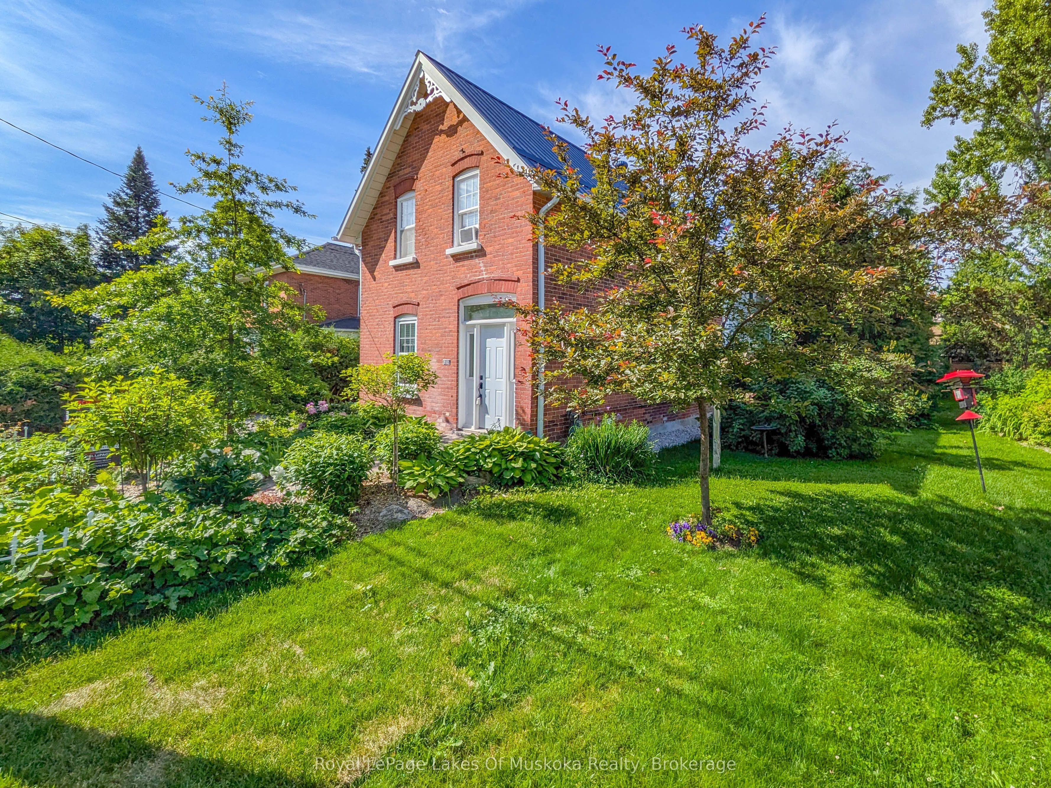212 James Street