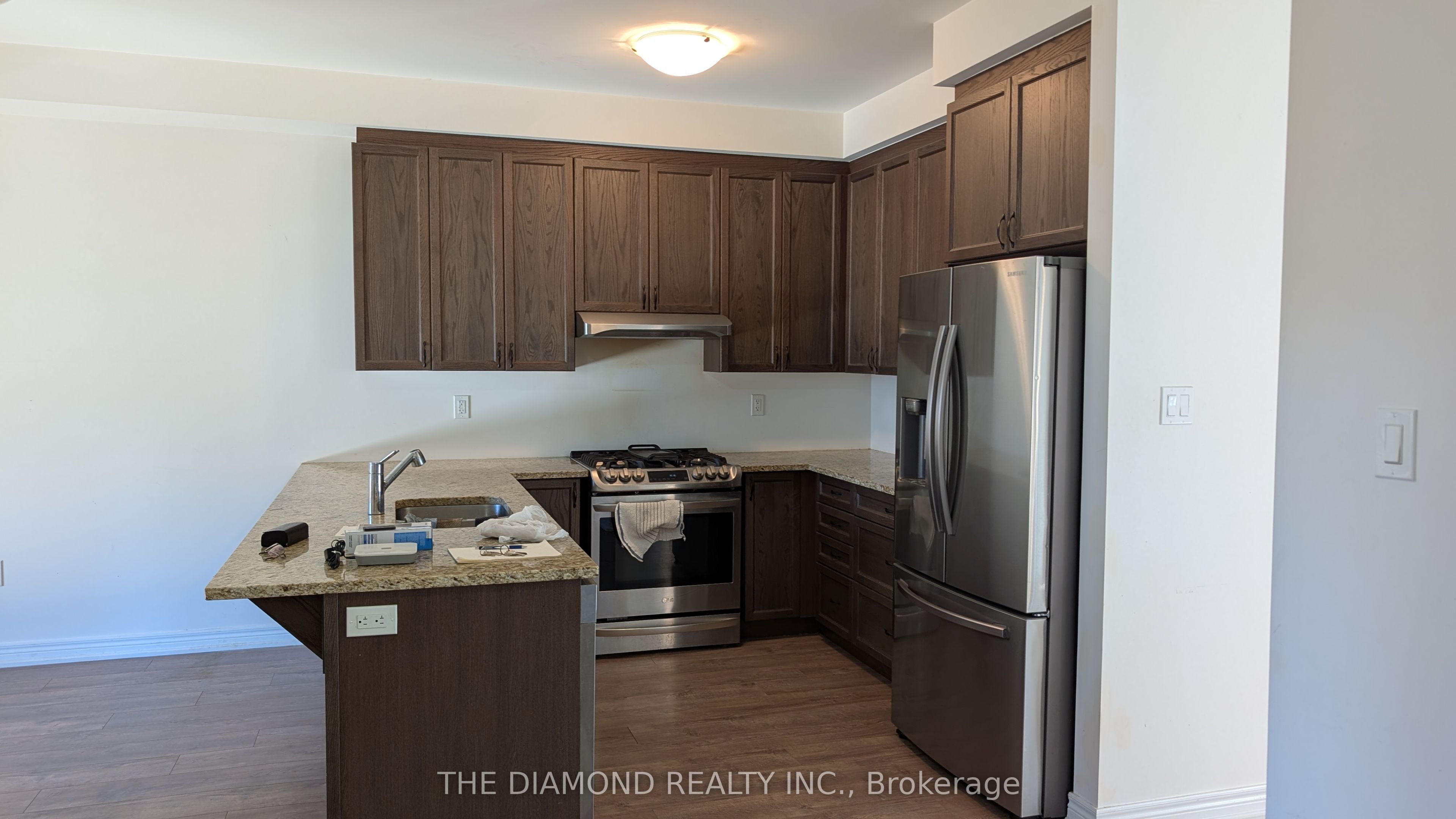 515 Brooks Street Property Photo 6