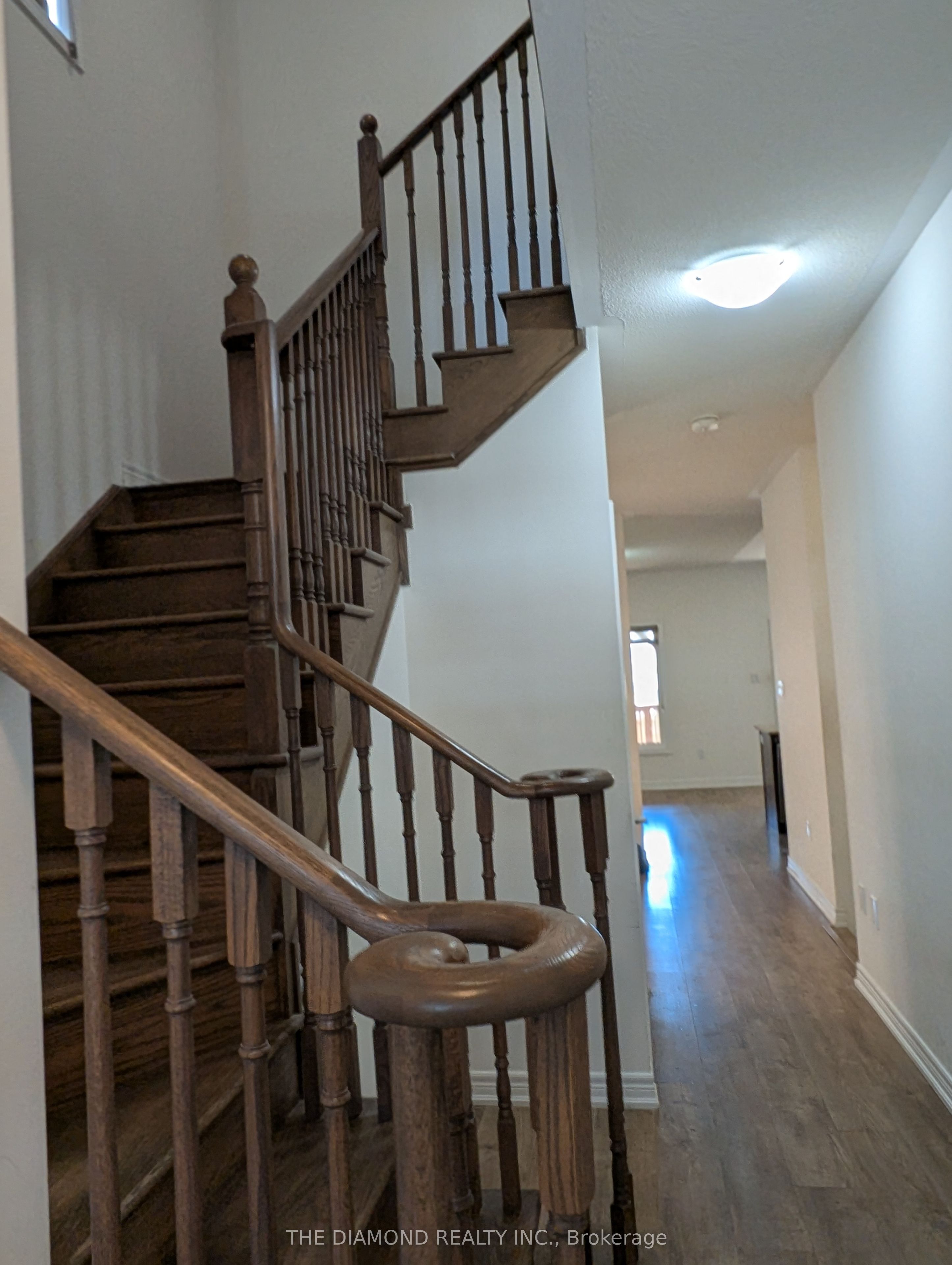 515 Brooks Street Property Photo 10