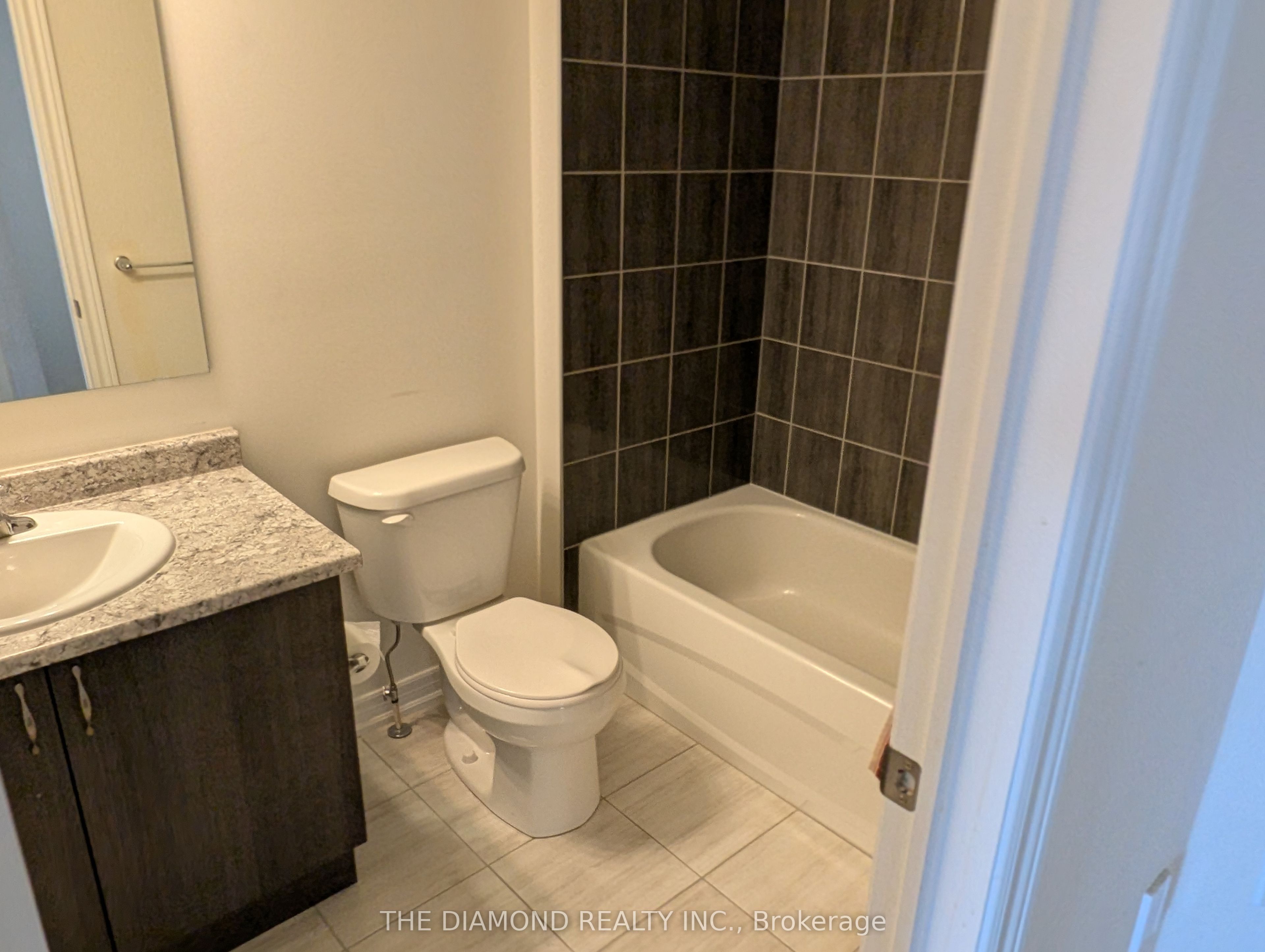 515 Brooks Street Property Photo 23