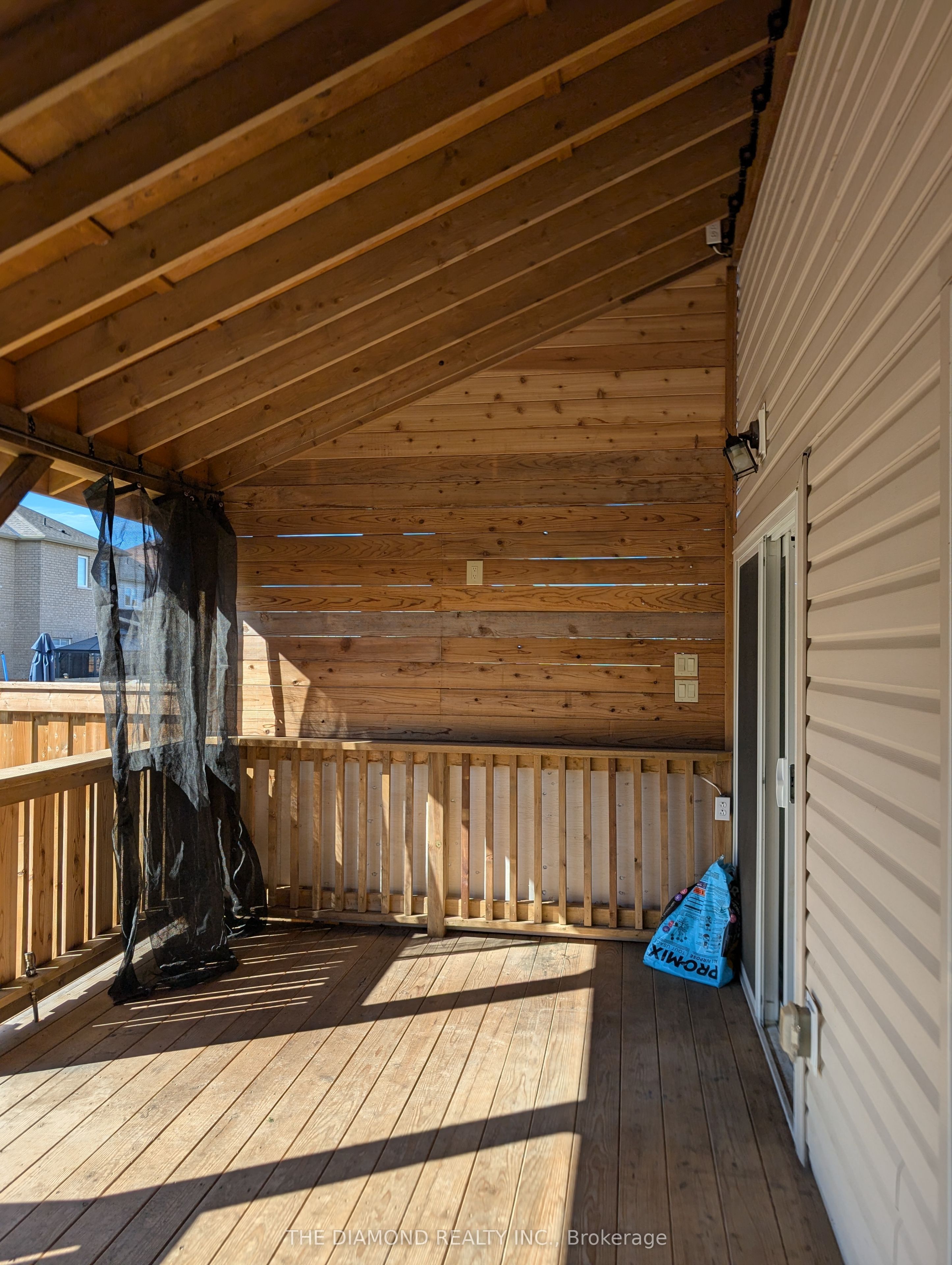 515 Brooks Street Property Photo 33